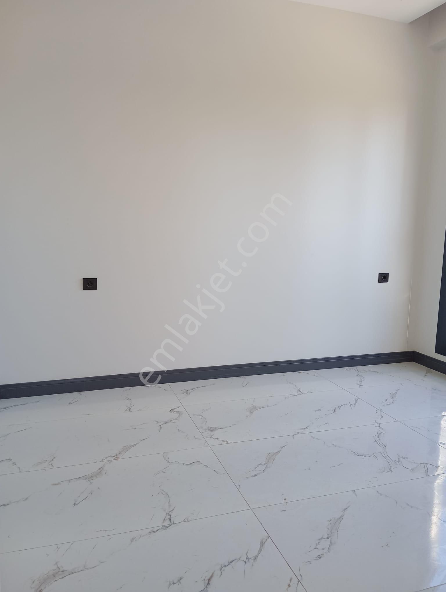 Üstünkent Emlak'tan Satılık Sıfır 2+1 Daire - Görsel 9