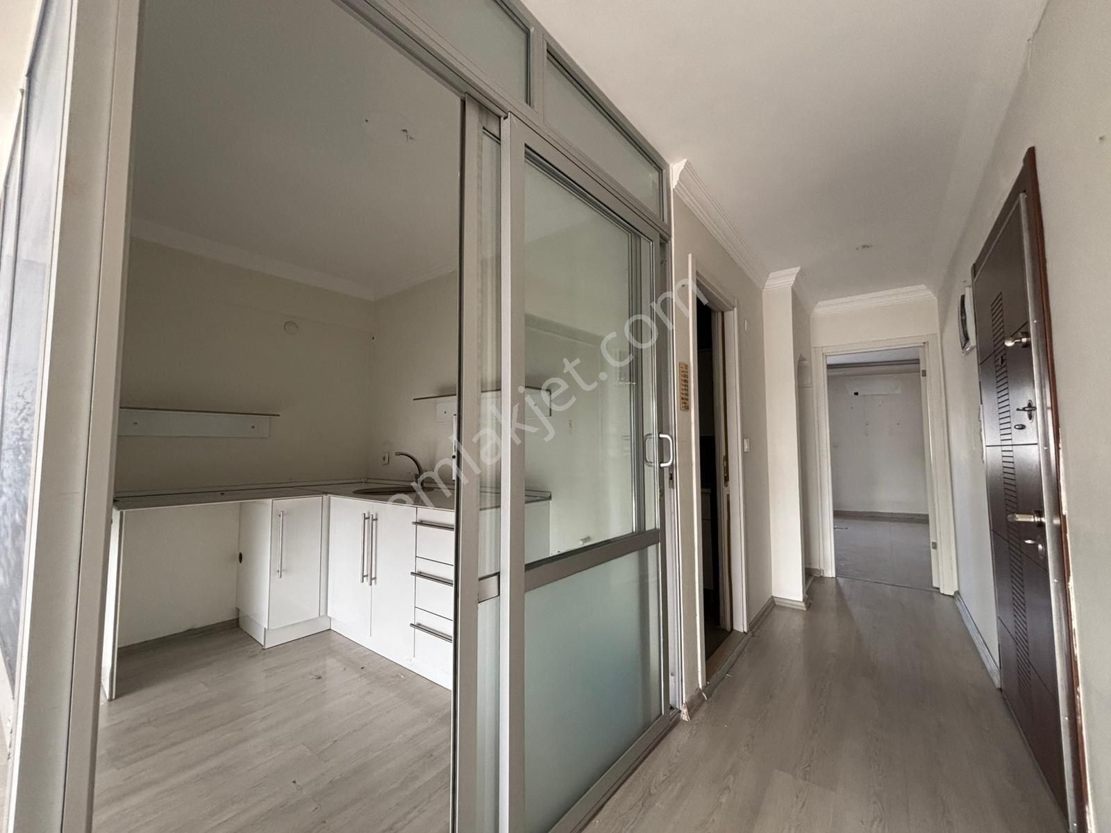 Alsancak Aliçetinkayada Hastane Acil Karşısı Kiralık İş Yeri! - Görsel 7