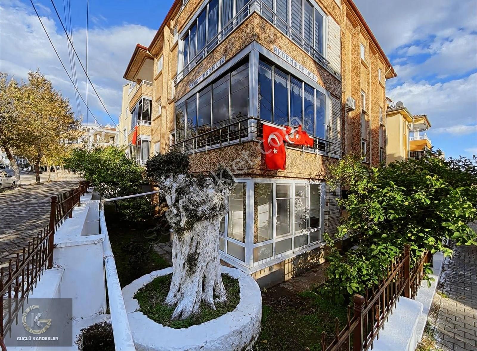Güçlü Kardeşlerden Altınoluk Merkezde 2+1 Uygun Fiyatlı Daire - Görsel 21