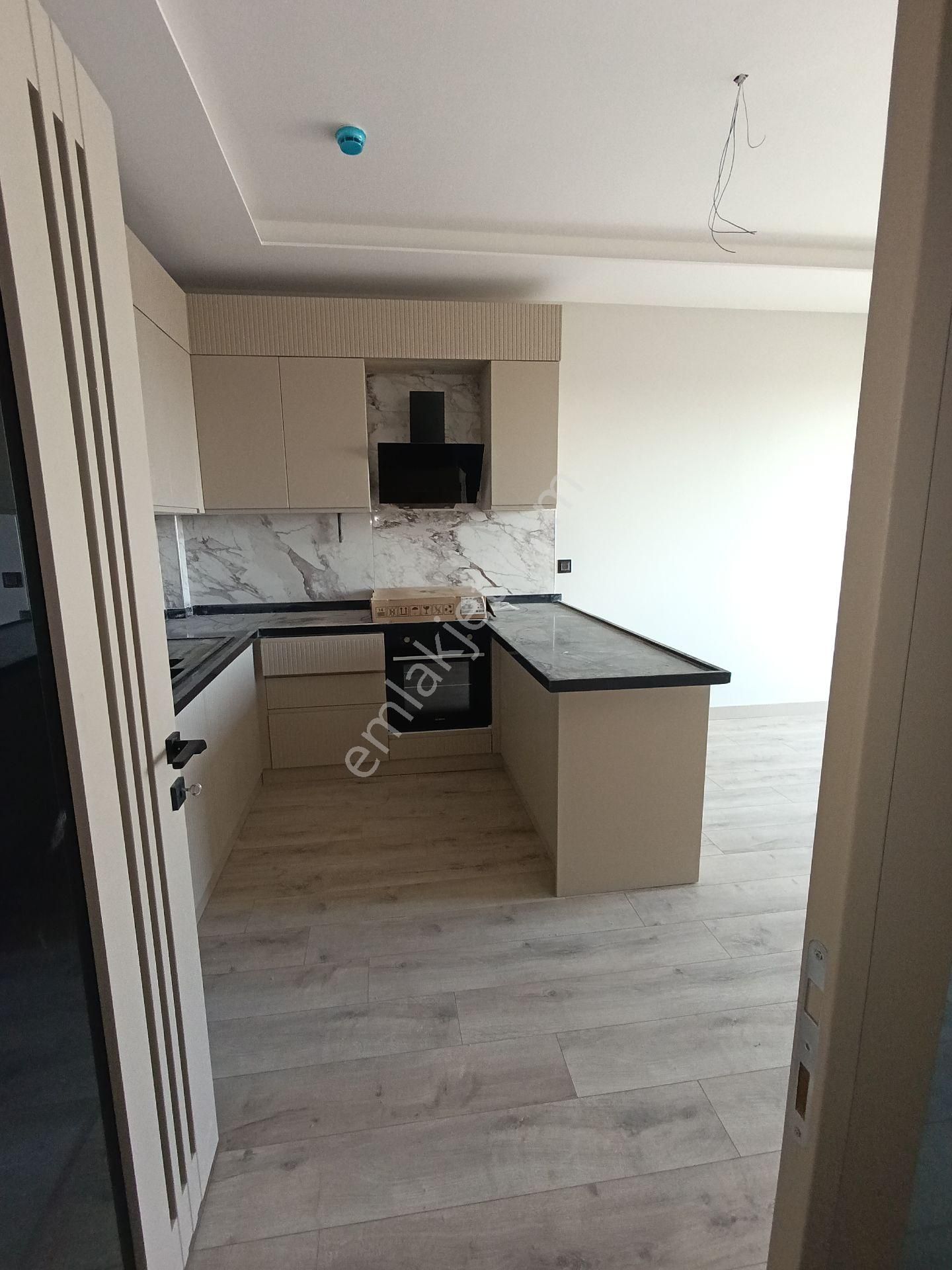 Kuyuluk 2. Çevre Yolu Üstünde Havuzlu Sitede Satılık 0 , Yeni Daire - Görsel 2