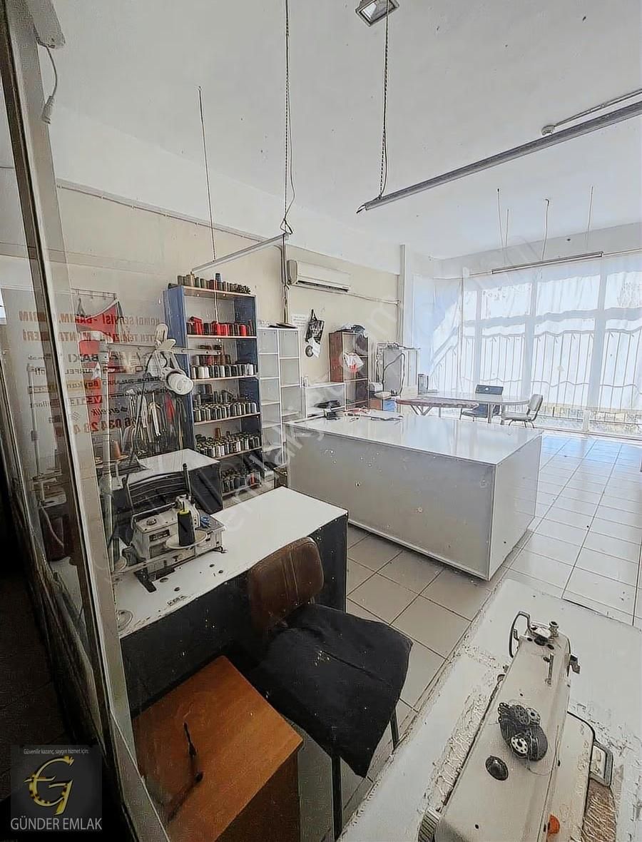 Yenimahalle'de Belediye Konutları 80 M2 Satılık Dükkan