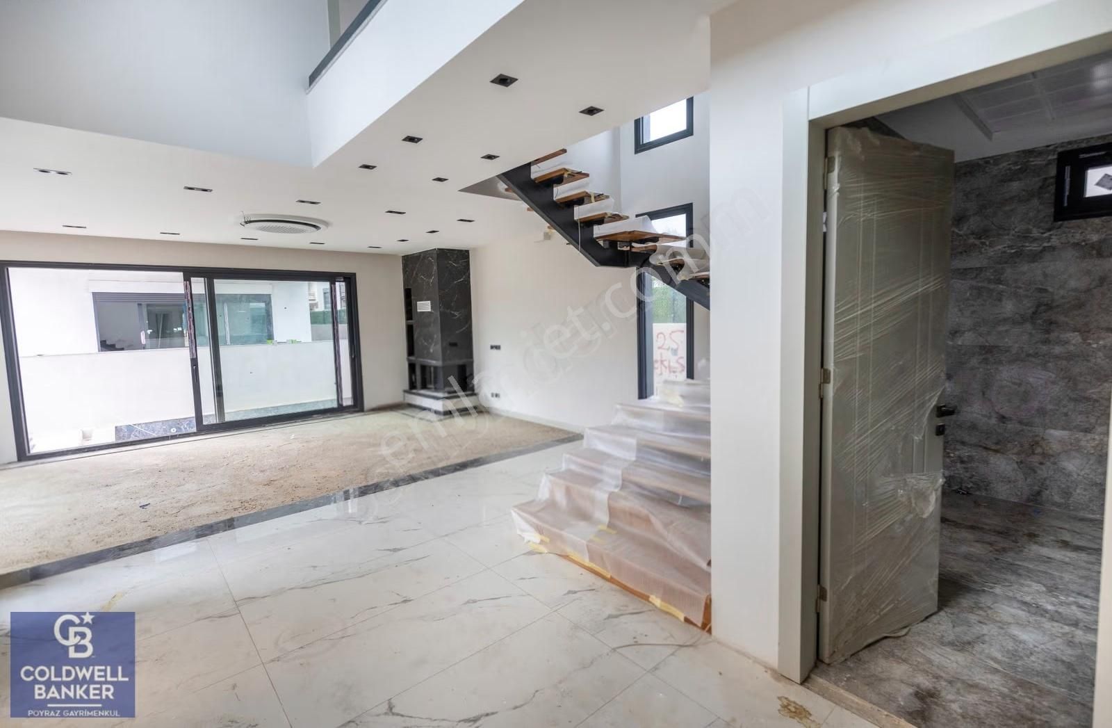 Menderes Coldwell Banker Poyraz'dan Müstakil Havuzlu Lüks Villa - Görsel 23