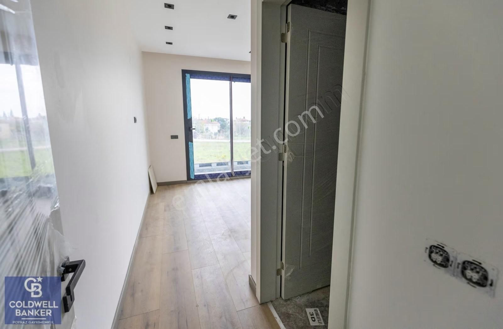 Menderes Coldwell Banker Poyraz'dan Müstakil Havuzlu Lüks Villa - Görsel 12