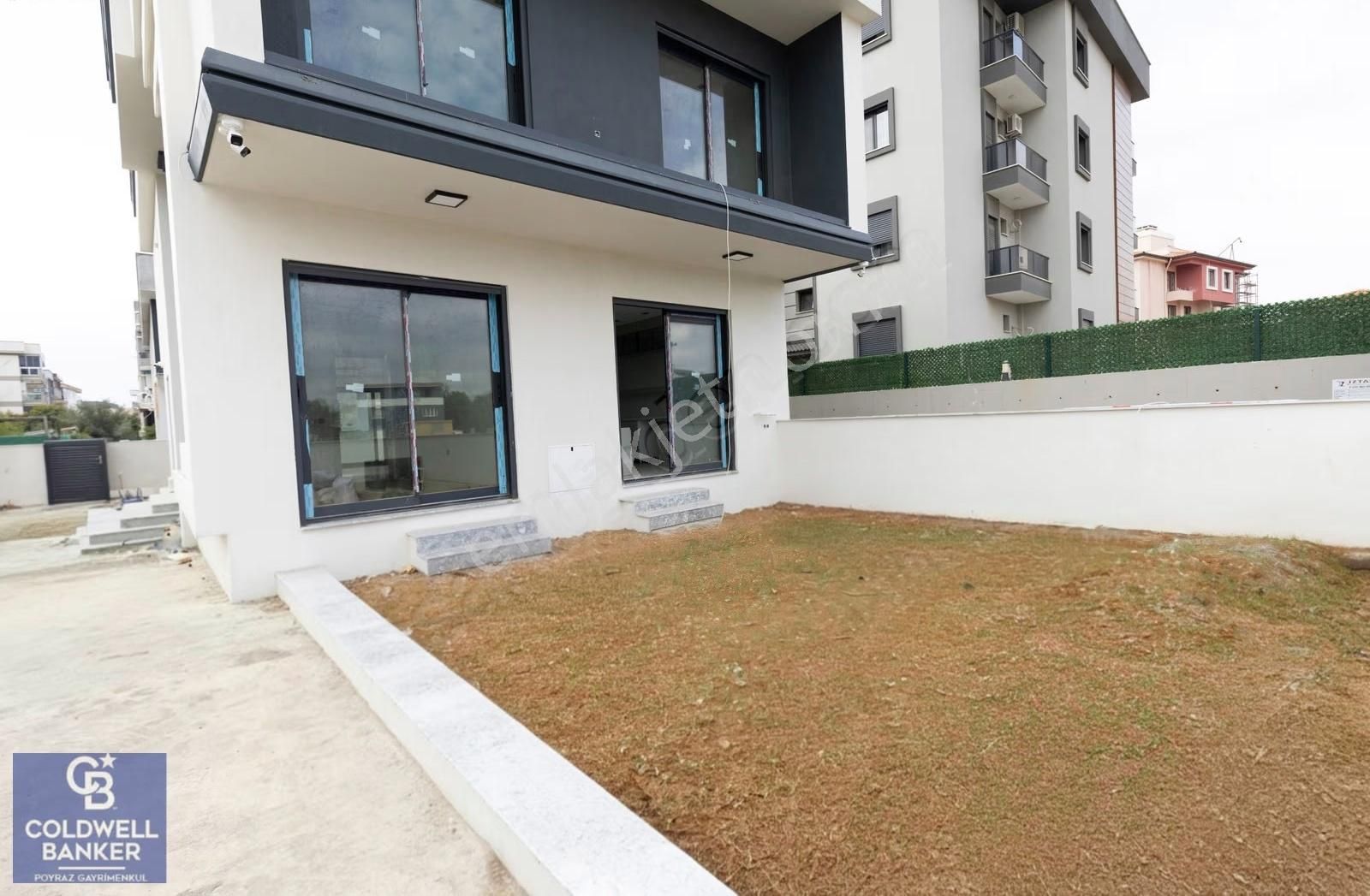 Menderes Coldwell Banker Poyraz'dan Müstakil Havuzlu Lüks Villa - Görsel 25