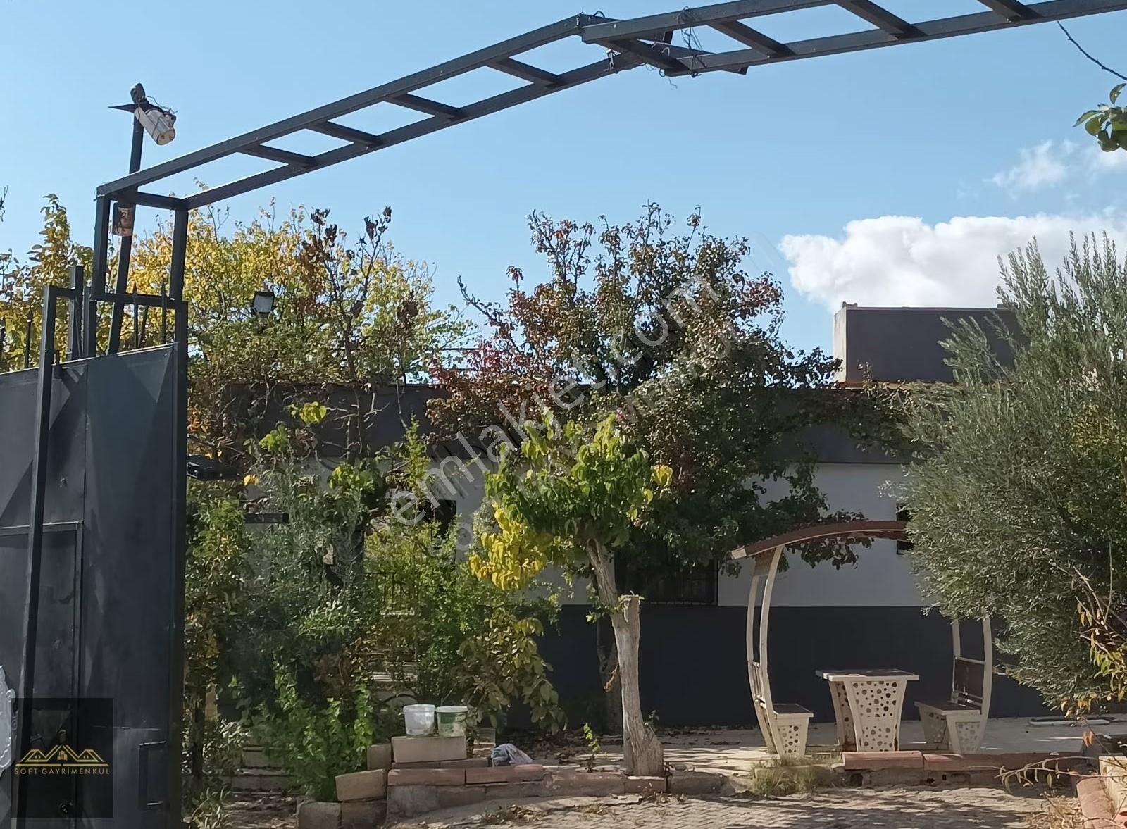 Bağlarbaşı`nın En Gözde Konumunda 1500 M2 Satılık Bağevi - Görsel 14