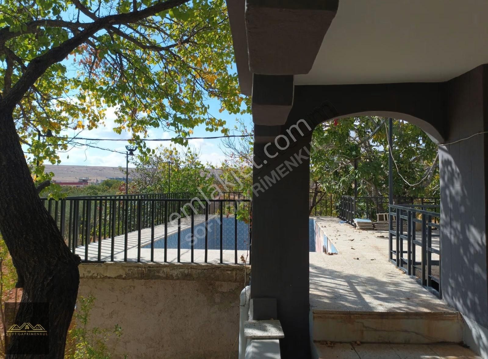 Bağlarbaşı`nın En Gözde Konumunda 1500 M2 Satılık Bağevi - Görsel 11