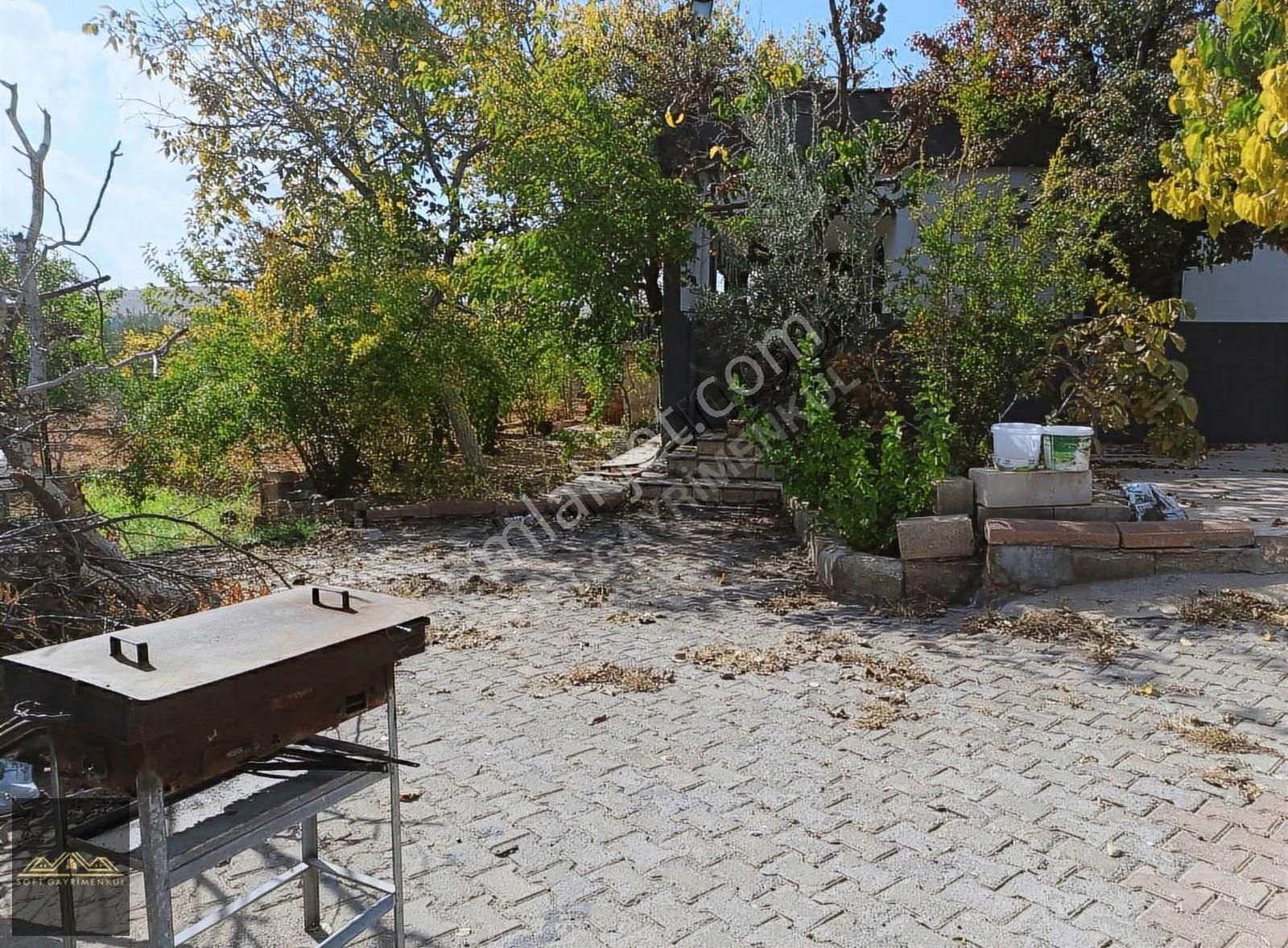 Bağlarbaşı`nın En Gözde Konumunda 1500 M2 Satılık Bağevi - Görsel 3