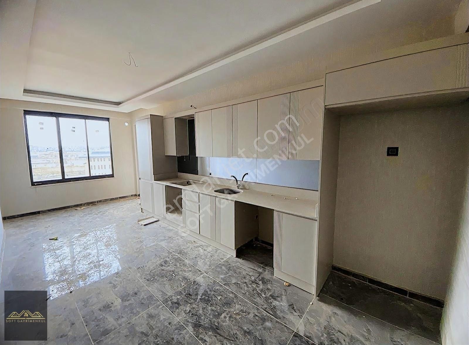 Belkız'da Geniş Oturumlu Cadde Cepheli Ara Kat 3+1 Daire!!!