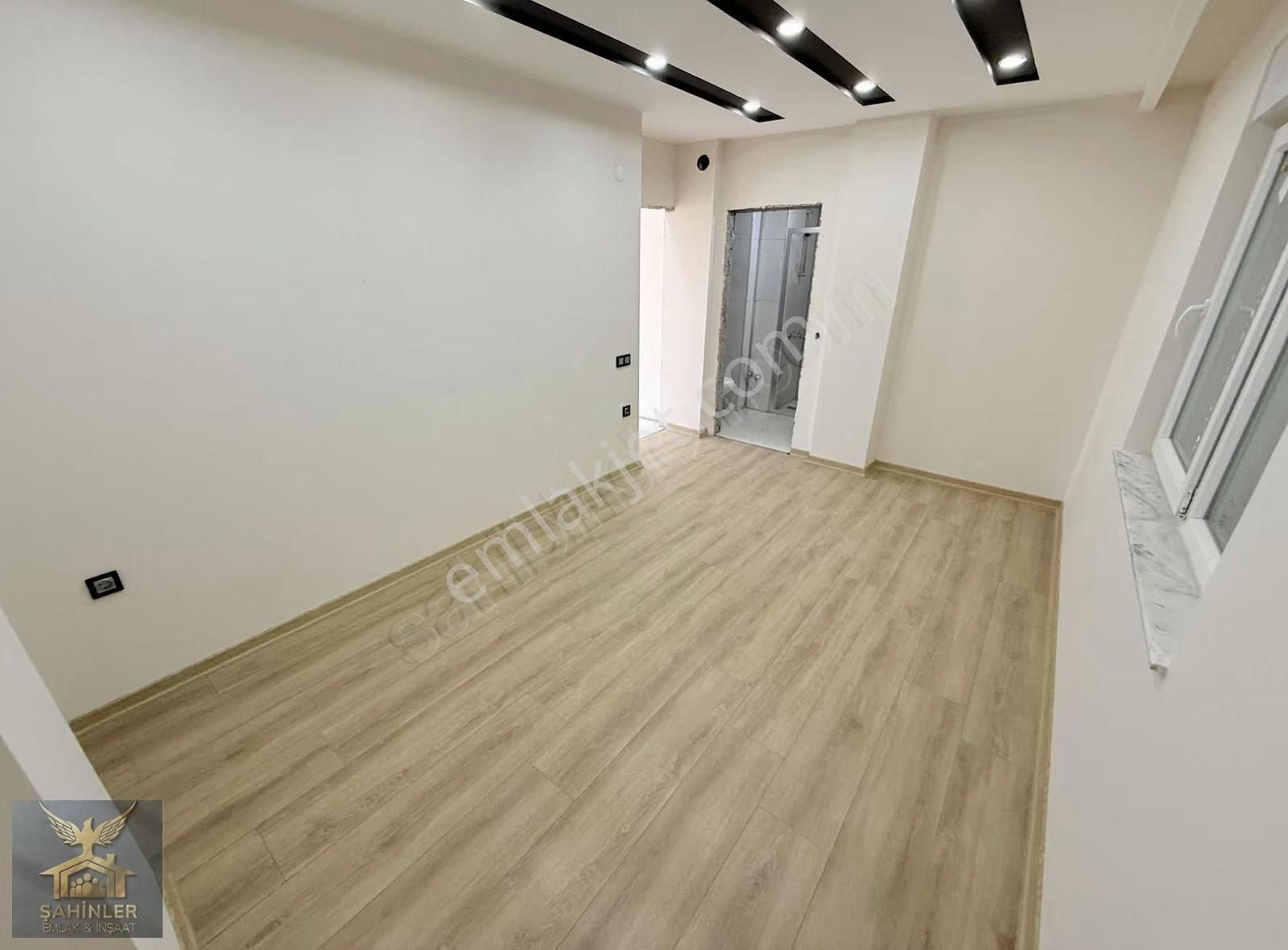 Aydoğmuşta Tranvaya Yürüme Mesafesinde Ebeveyn Banyolu 110 M2 - Görsel 2