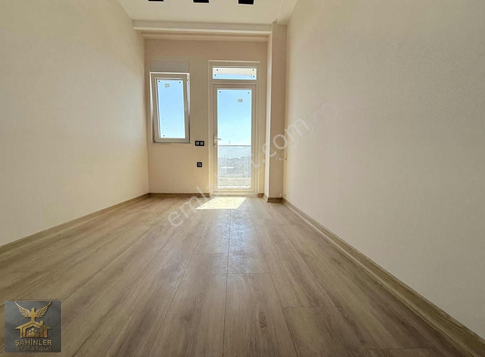 Aydoğmuşta Tranvaya Yürüme Mesafesinde Ebeveyn Banyolu 110 M2 - Görsel 7