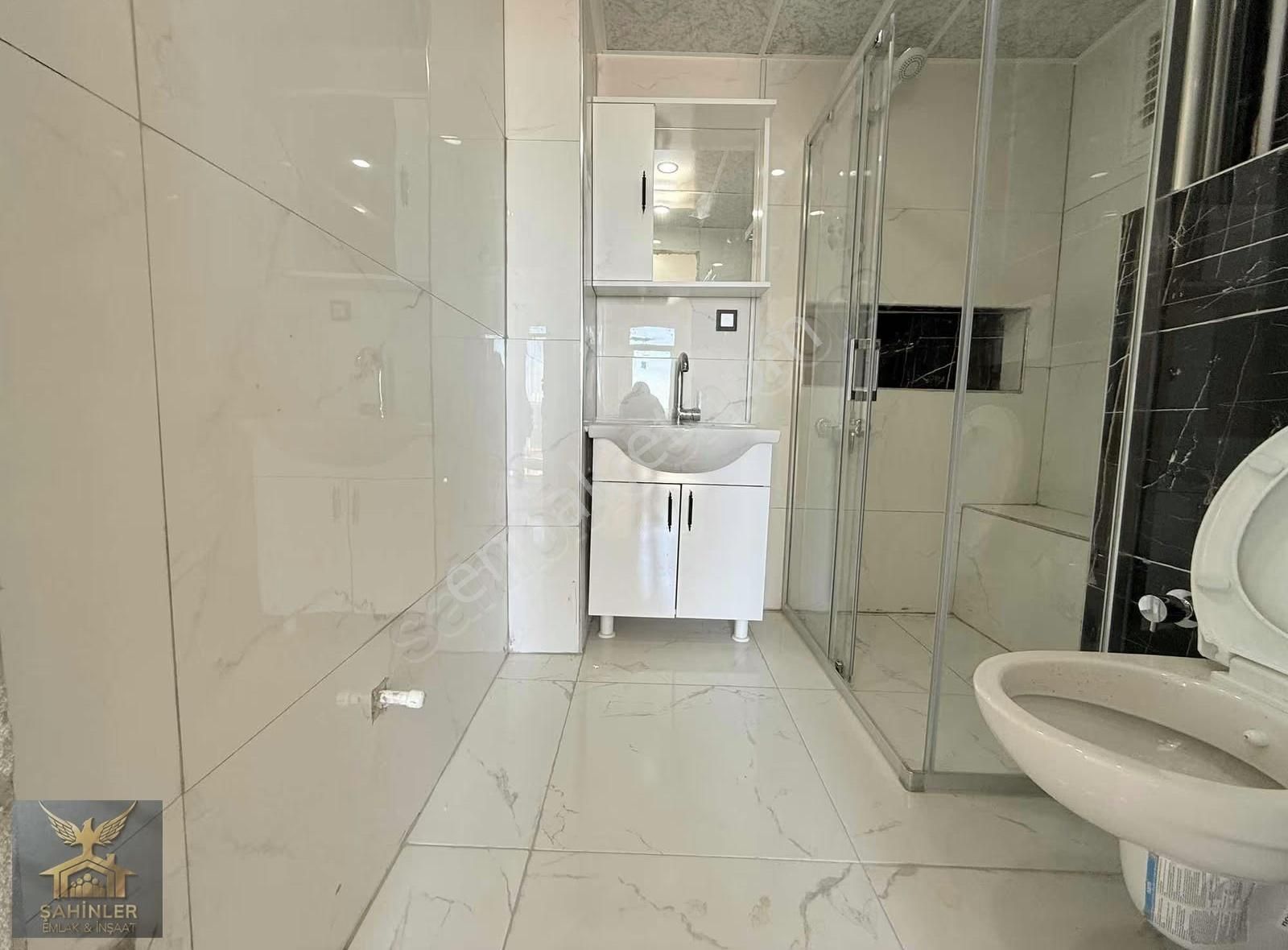 Aydoğmuşta Tranvaya Yürüme Mesafesinde Ebeveyn Banyolu 110 M2 - Görsel 10