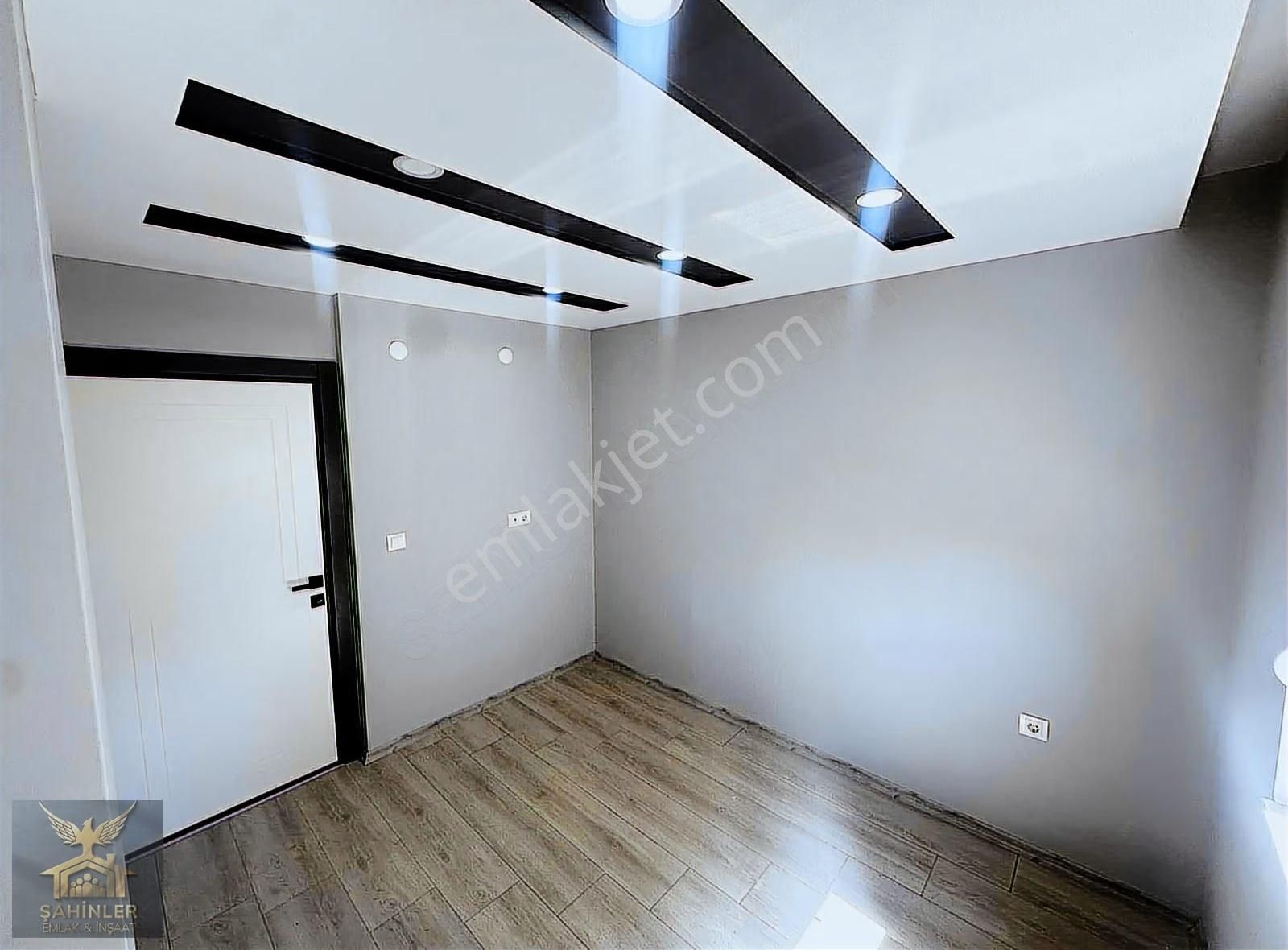 Aydoğmuş'ta Katta Ayrı Mutfak Geniş Salon Çift Balkon Çift Banyo - Görsel 6