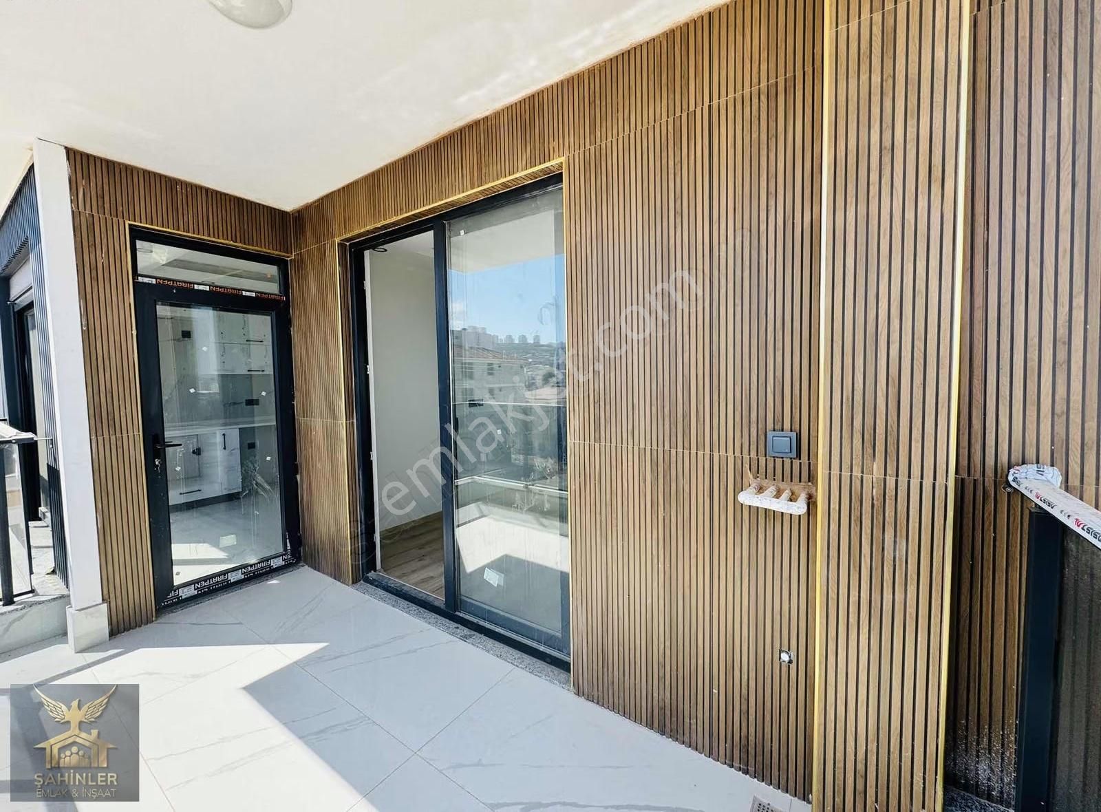 Fevziçakmakta Sıfır İskanlı Arakat Cadde Üzeri 2+1 Fiyatına 3+1 - Görsel 20