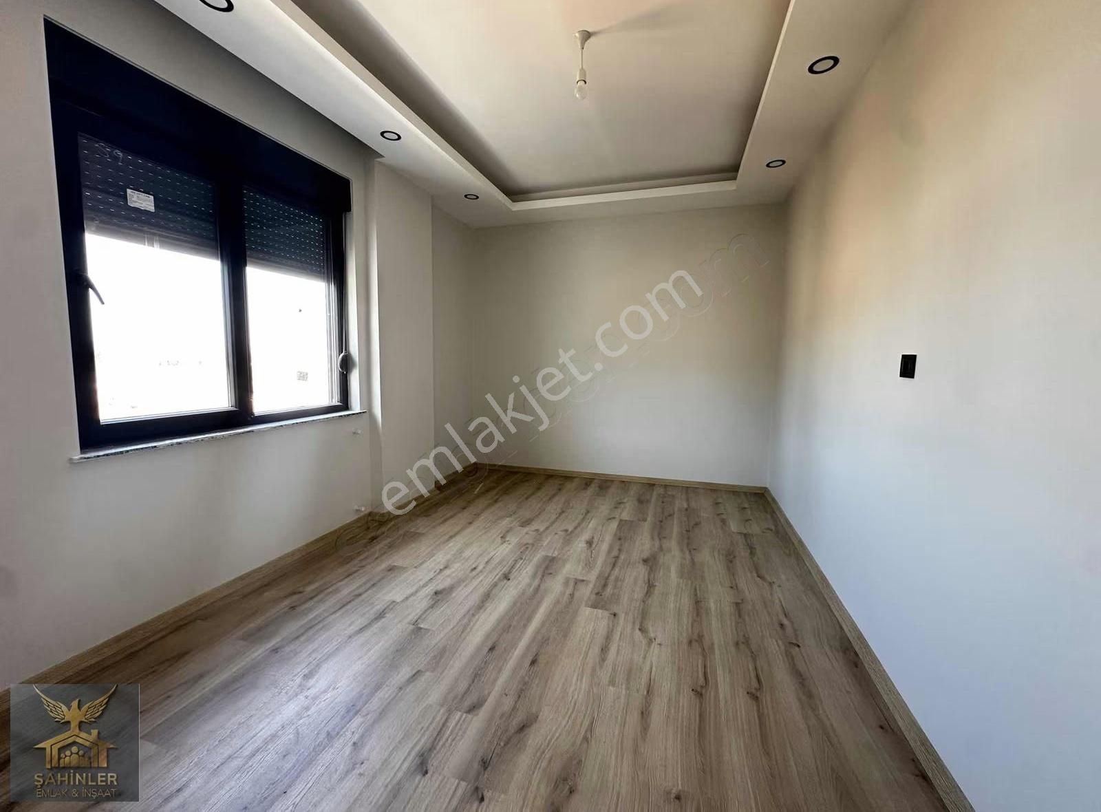 Şehir Hastanesine Yakın Sıfır İskanlı Arakat Cadde Üzeri 3+1 - Görsel 13