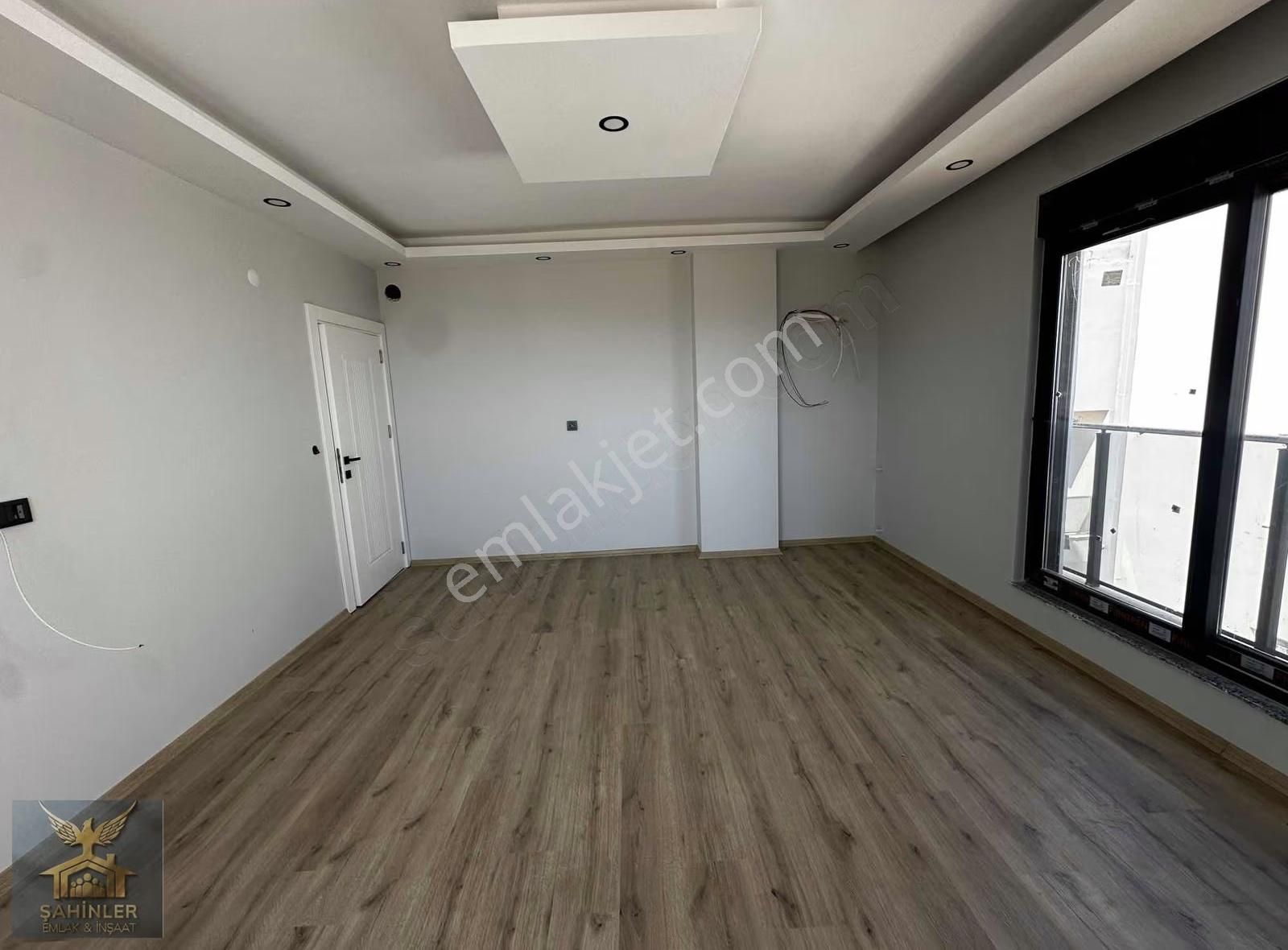 Şehir Hastanesine Yakın Sıfır İskanlı Arakat Cadde Üzeri 3+1 - Görsel 19