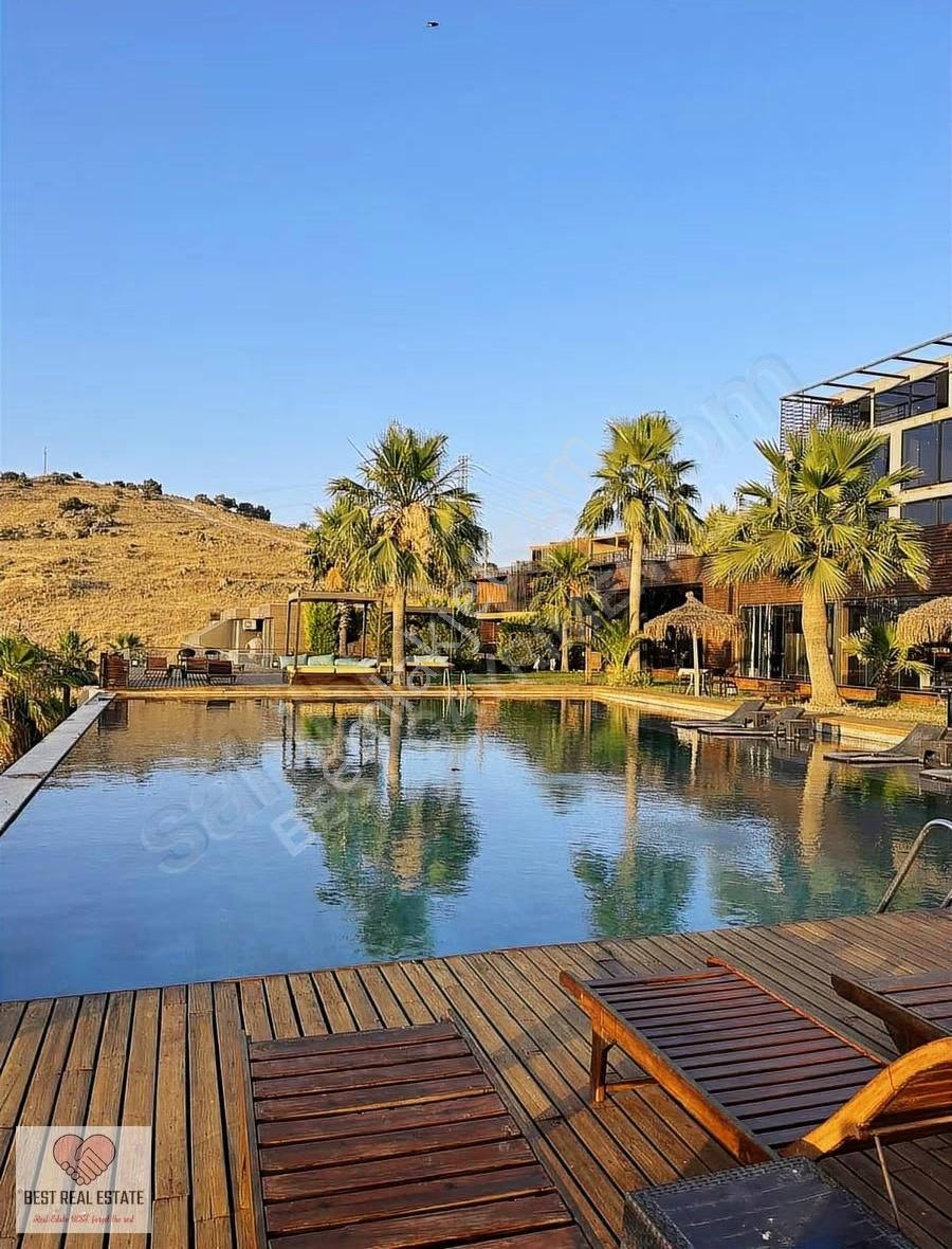 Bodrum Meşelik Lüks Eşya Göl Ve Havuz Manzara 1+1 Kiralık Daire