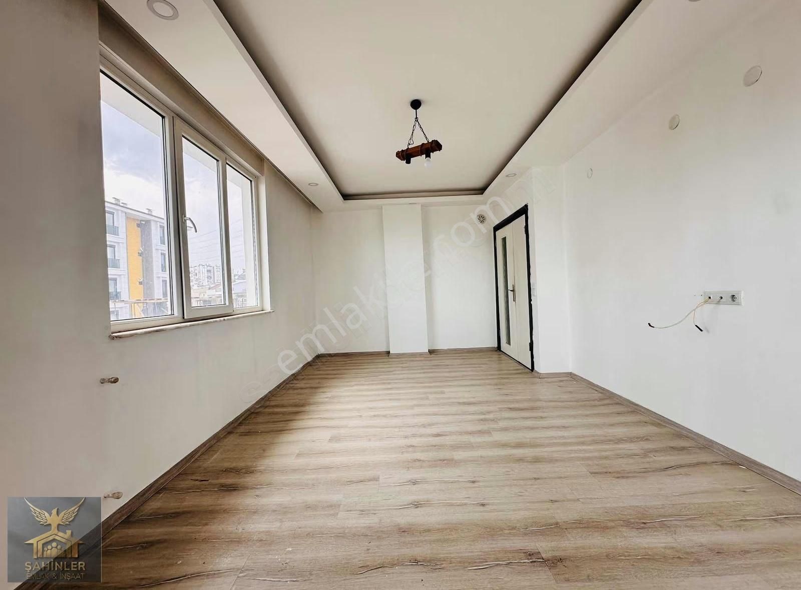 Sınırsız Kredi Asansörlü Cadde Yanı Güney Vepheli 2+1 Daire !