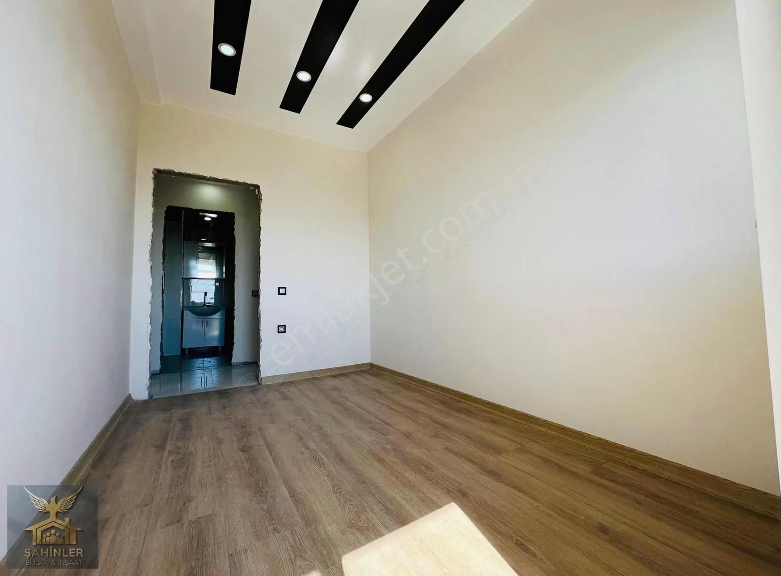 2+1 Sıfır Asansörlü Ulaşımı Kolay Şık Tasarımlı Daire - Görsel 17