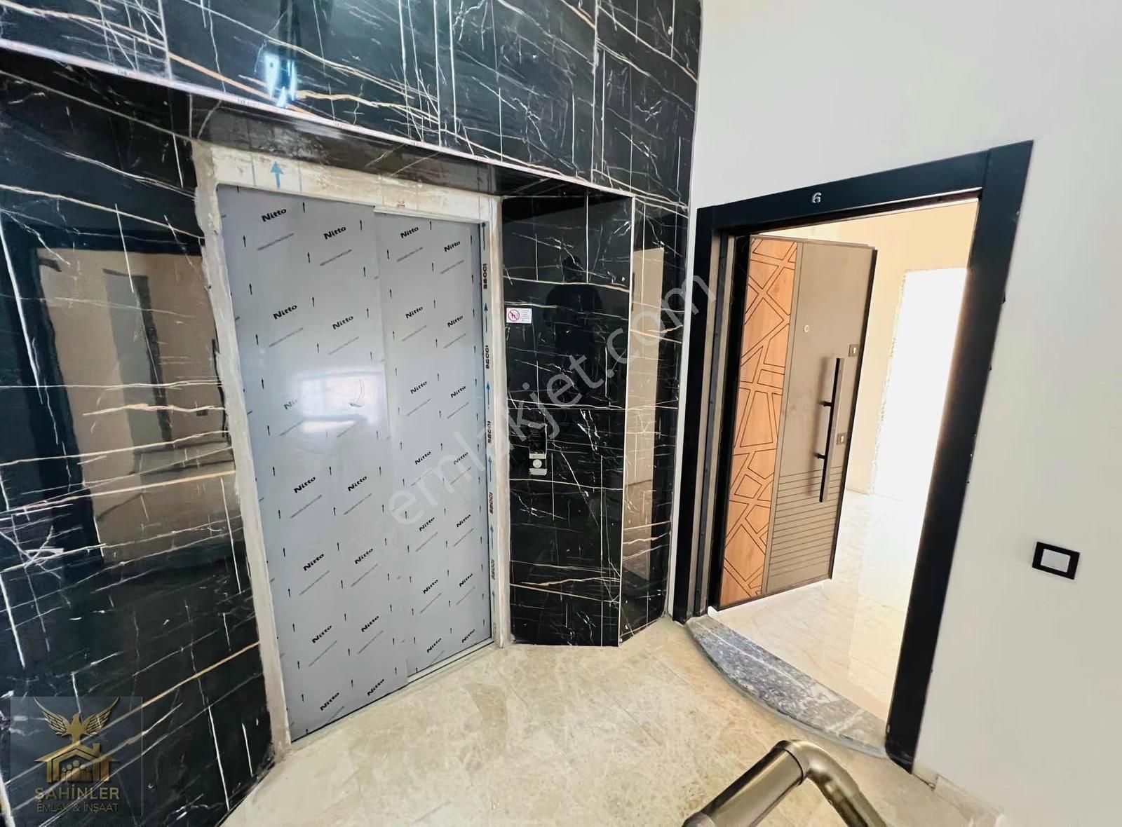 2+1 Sıfır Asansörlü Ulaşımı Kolay Şık Tasarımlı Daire