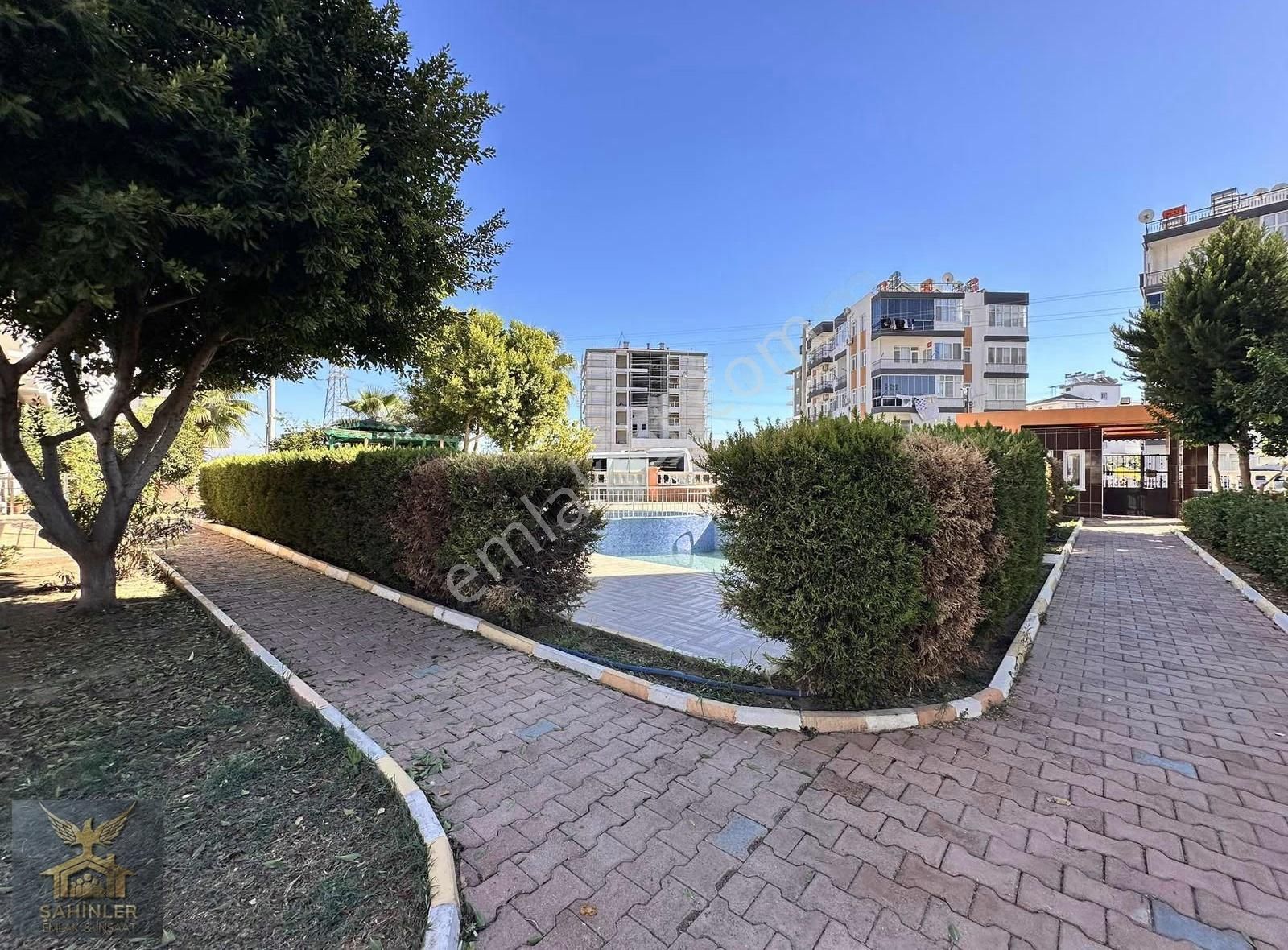 Limitsiz Kredili V.karşıyaka'da Güney Cephe Havuzlu 3+1 Daire