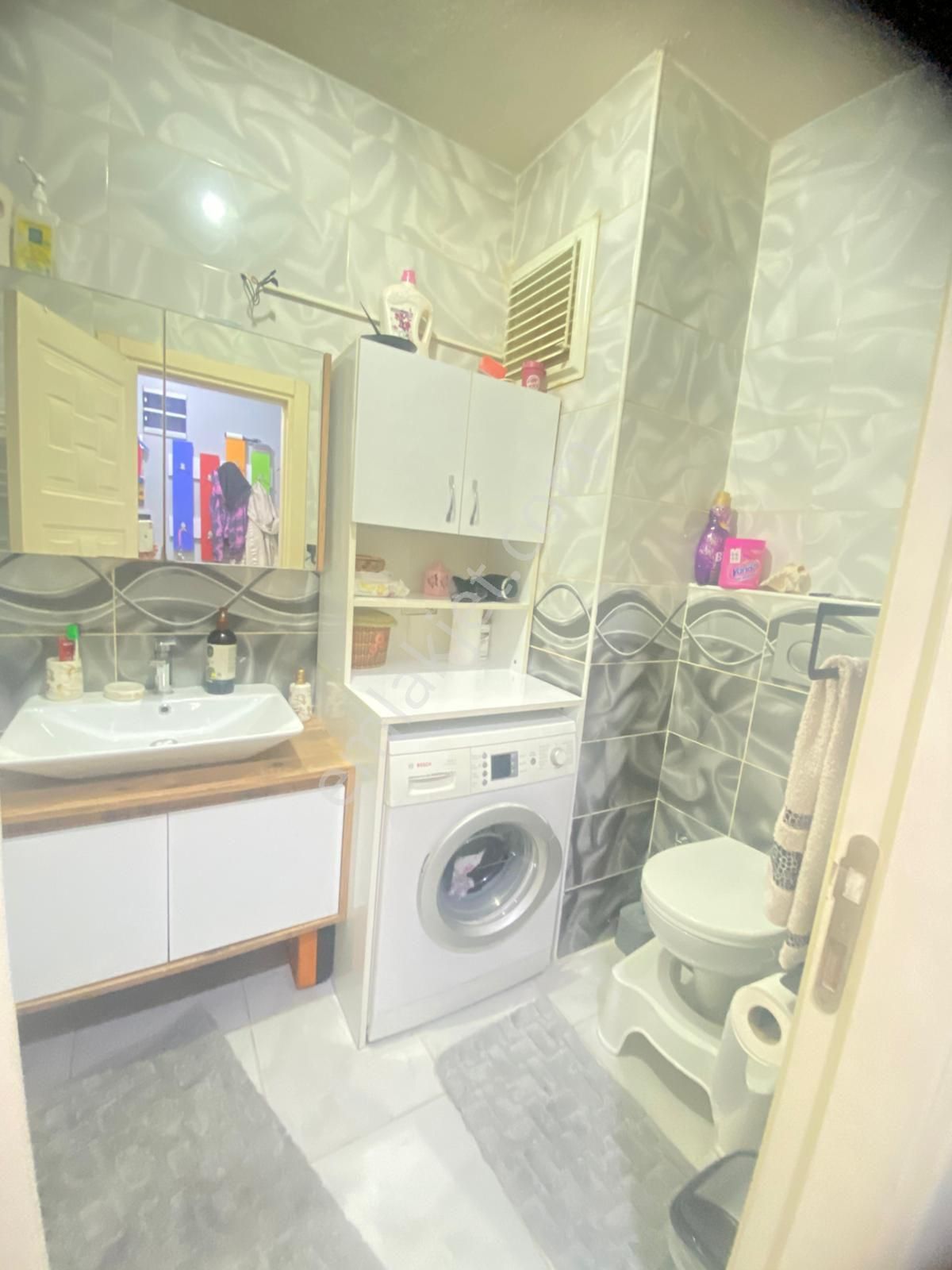 Kemal Türkler mahallesinde Yatırımlık 1+1 Arakat - Görsel 9