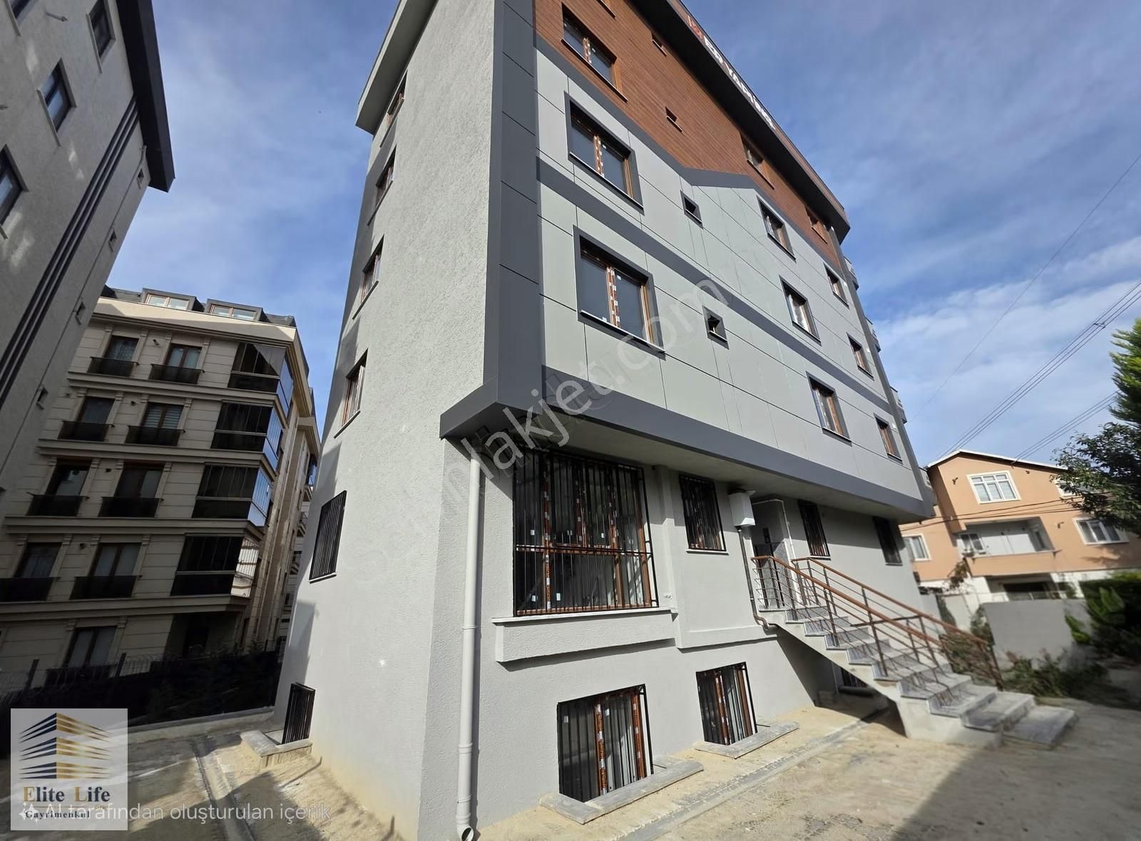 Çekmeköy Çatalmeşe Mahallesinde Harika Konumda 2+1 Ters Dubleks - Görsel 3