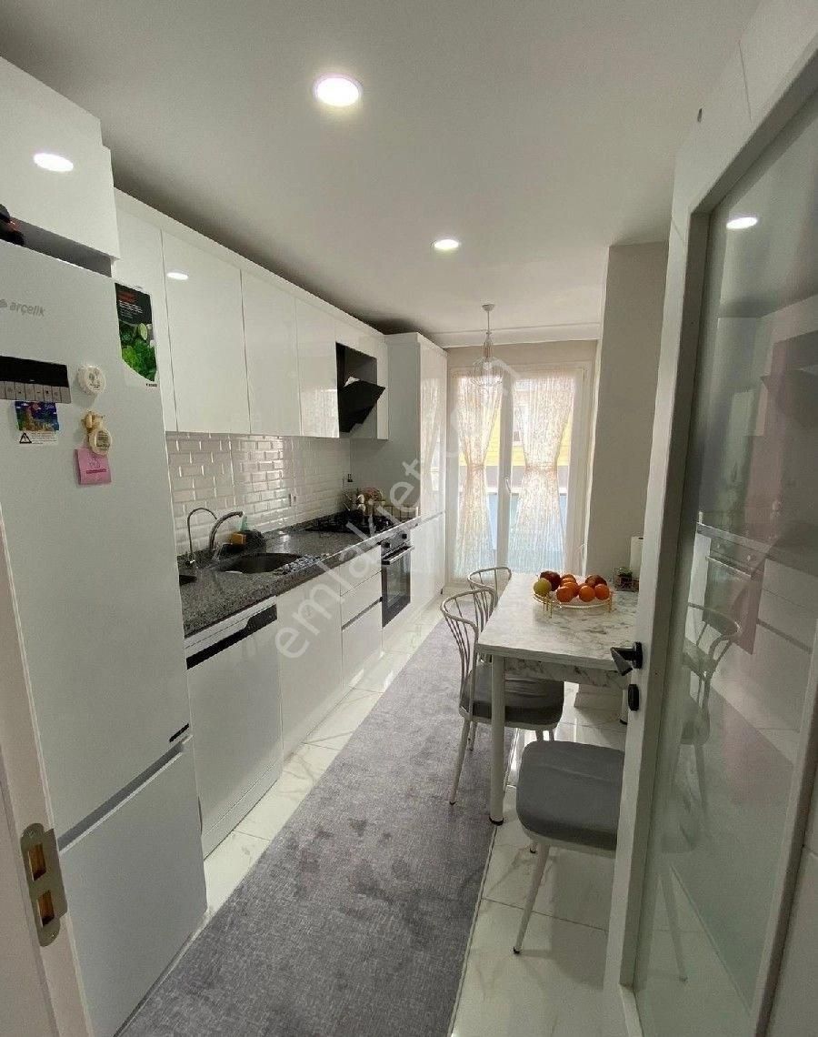 Avcılar Merkez'de 4 Yillik 2+1 90 M2 4 Kat - Görsel 9