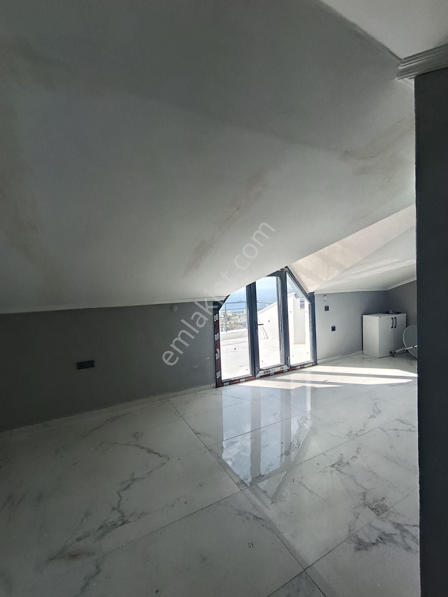 Çandarlı'da Kartpostallık Deniz Manzaralı Sıfır Fourlex Villa - Görsel 23