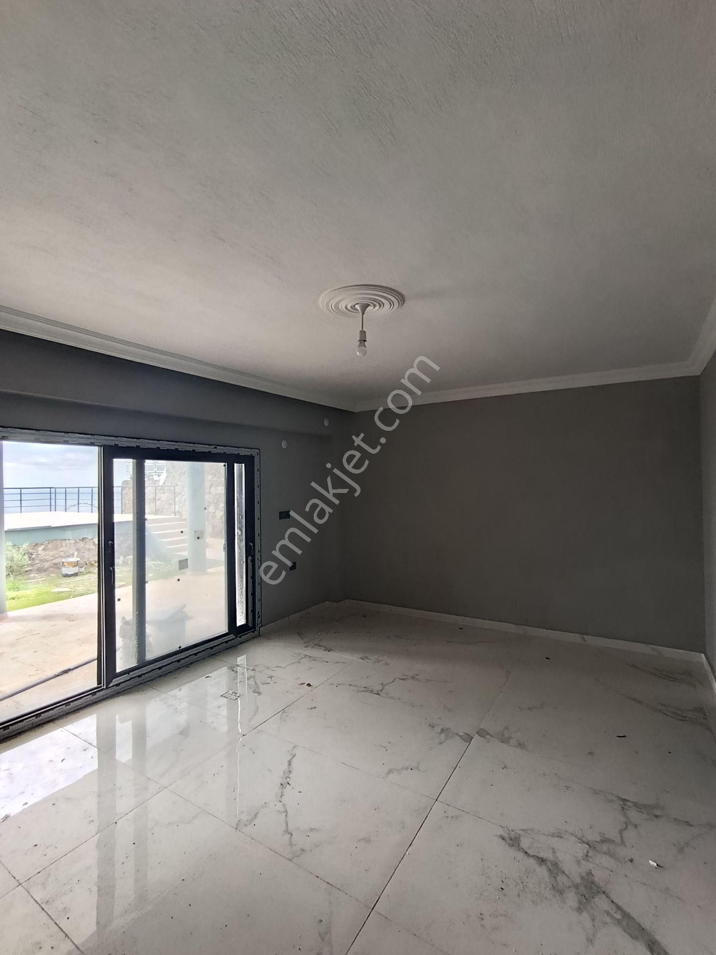 Çandarlı'da Kartpostallık Deniz Manzaralı Sıfır Fourlex Villa - Görsel 29