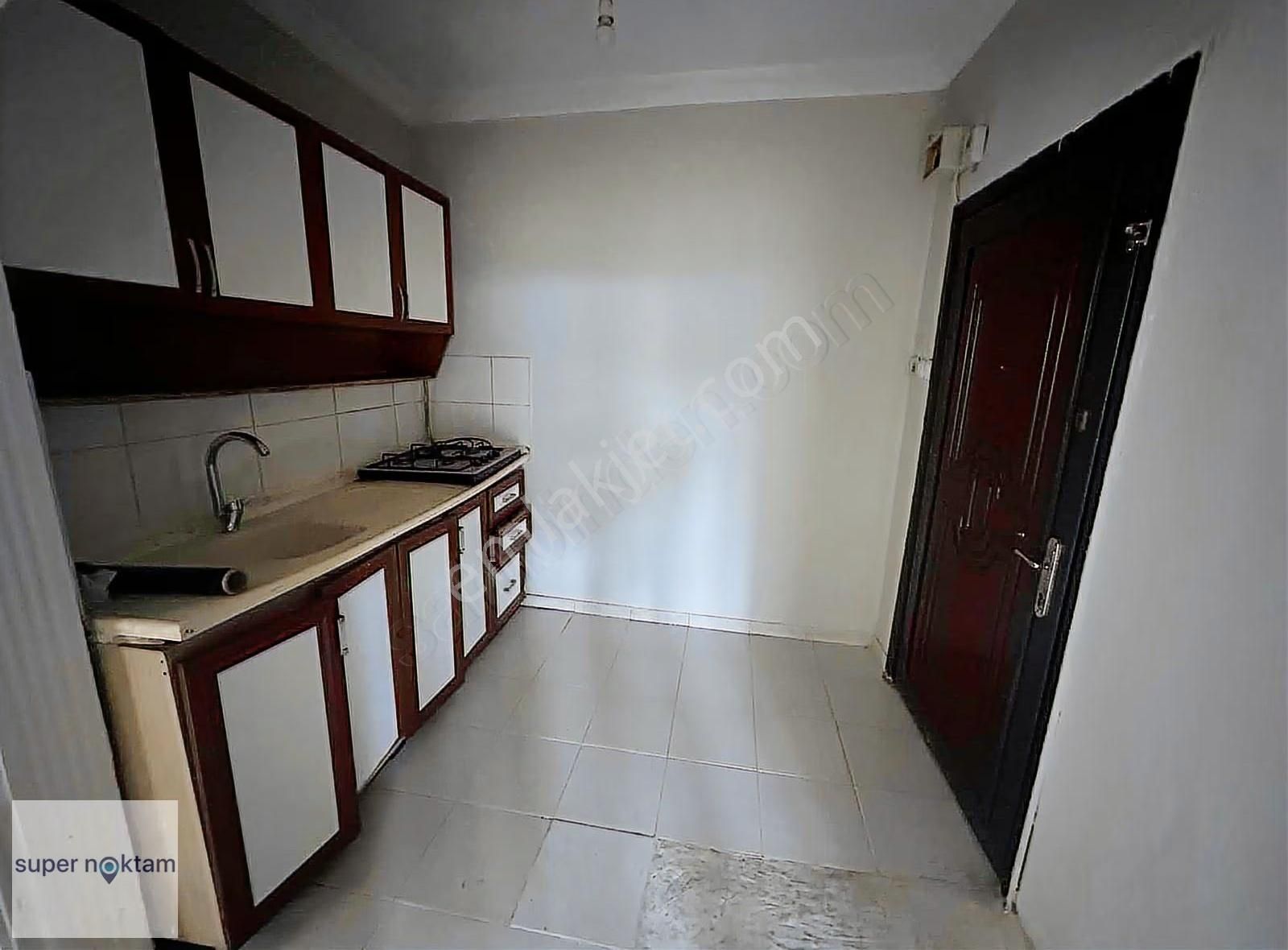 Mehmet Akif'te Cadde Üzeri 13mt Hisseli 3.kat 1+1 Satılık Daire - Görsel 29