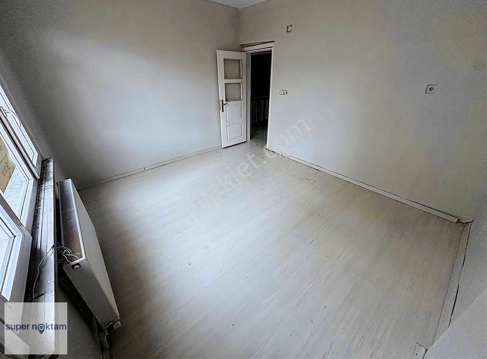 Mehmet Akif'te Cadde Üzeri 13mt Hisseli 3.kat 1+1 Satılık Daire - Görsel 30