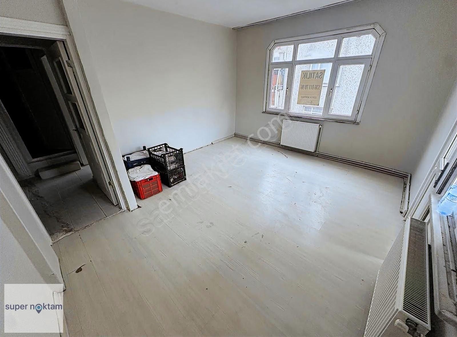 Mehmet Akif'te Cadde Üzeri 13mt Hisseli 3.kat 1+1 Satılık Daire - Görsel 10