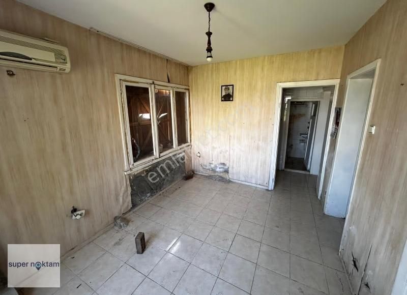 Urla'da Denize Sıfır Kiralık 2+1 Müstakil Ev - Görsel 4