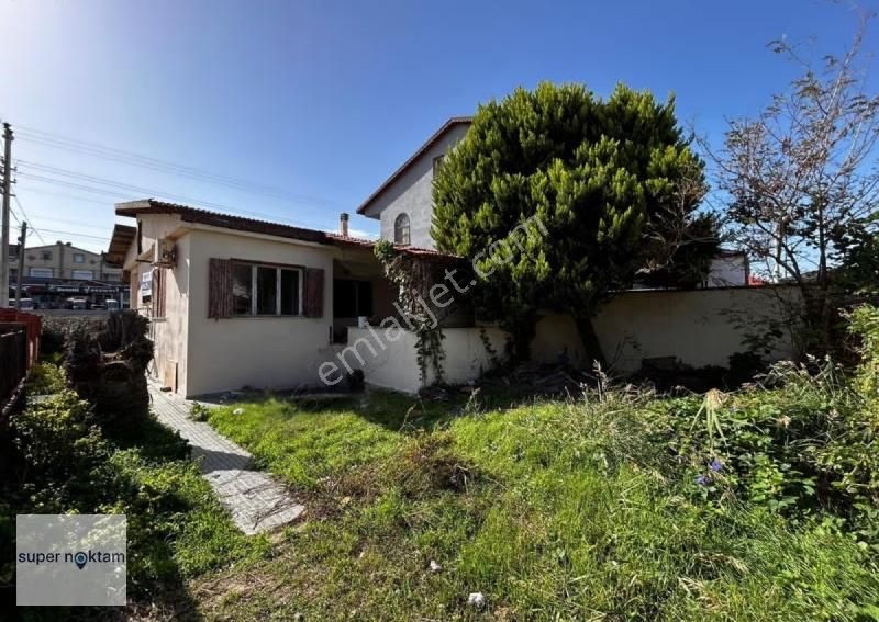 Urla'da Denize Sıfır Kiralık 2+1 Müstakil Ev - Görsel 3