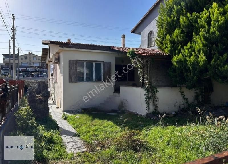 Urla'da Denize Sıfır Kiralık 2+1 Müstakil Ev - Görsel 11