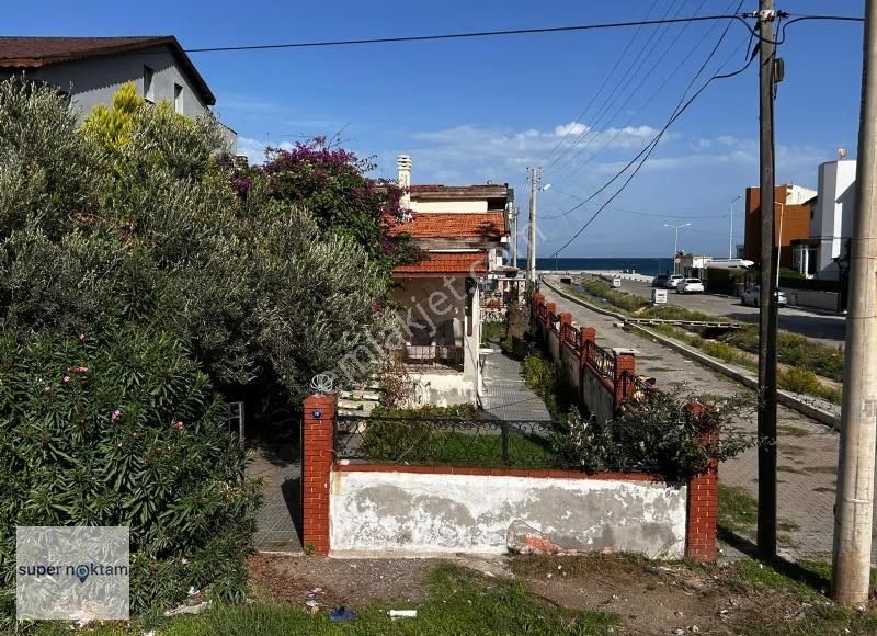 Urla'da Denize Sıfır Kiralık 2+1 Müstakil Ev - Görsel 14