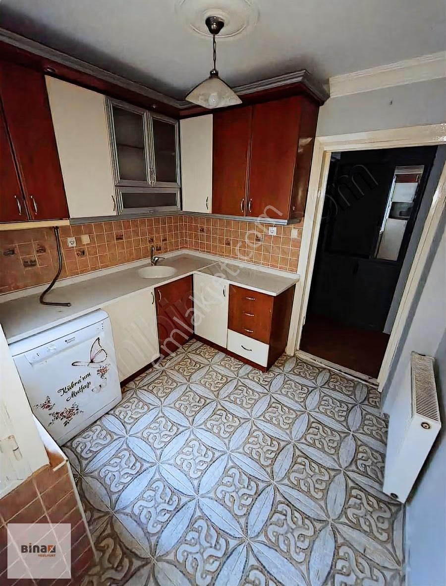 Yeşilyurt Ulu Önder Caddesi'nde 3+1 Ara Kat Satılık Daire - Görsel 22