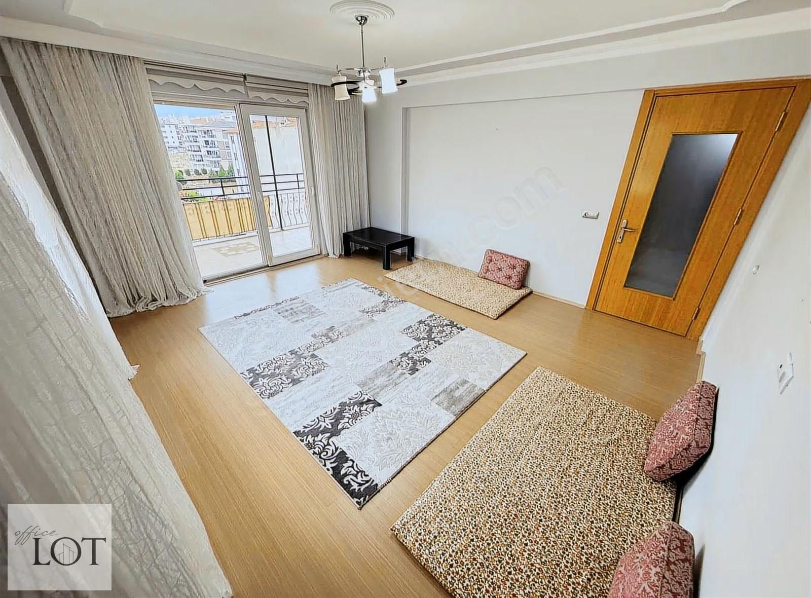 Yenişafak'ta Cadde Üzeri 3+1 Daire - Görsel 27