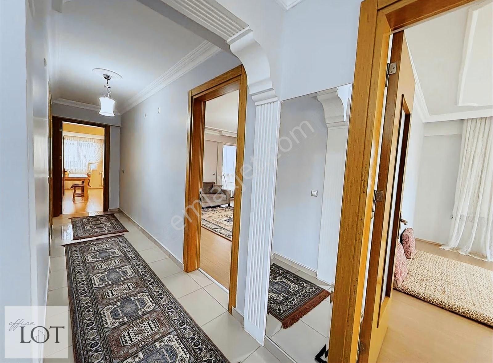 Yenişafak'ta Cadde Üzeri 3+1 Daire - Görsel 4