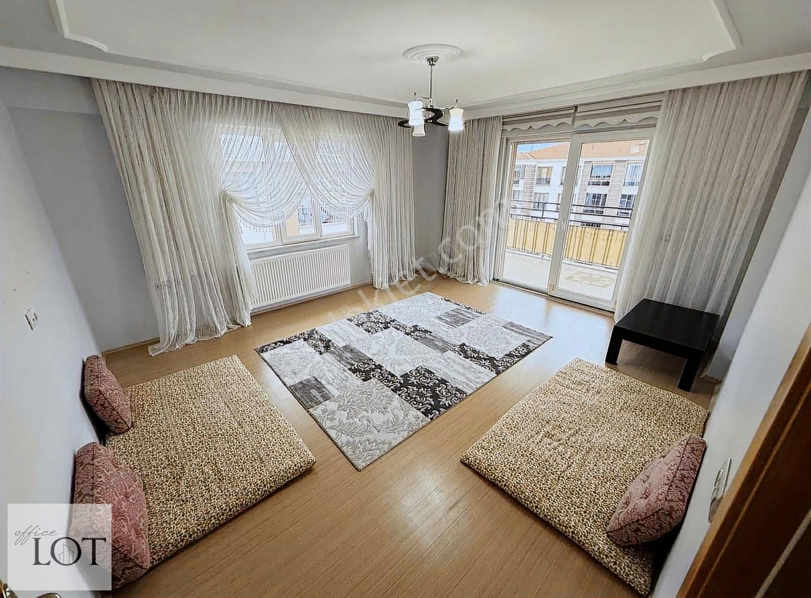 Yenişafak'ta Cadde Üzeri 3+1 Daire - Görsel 14