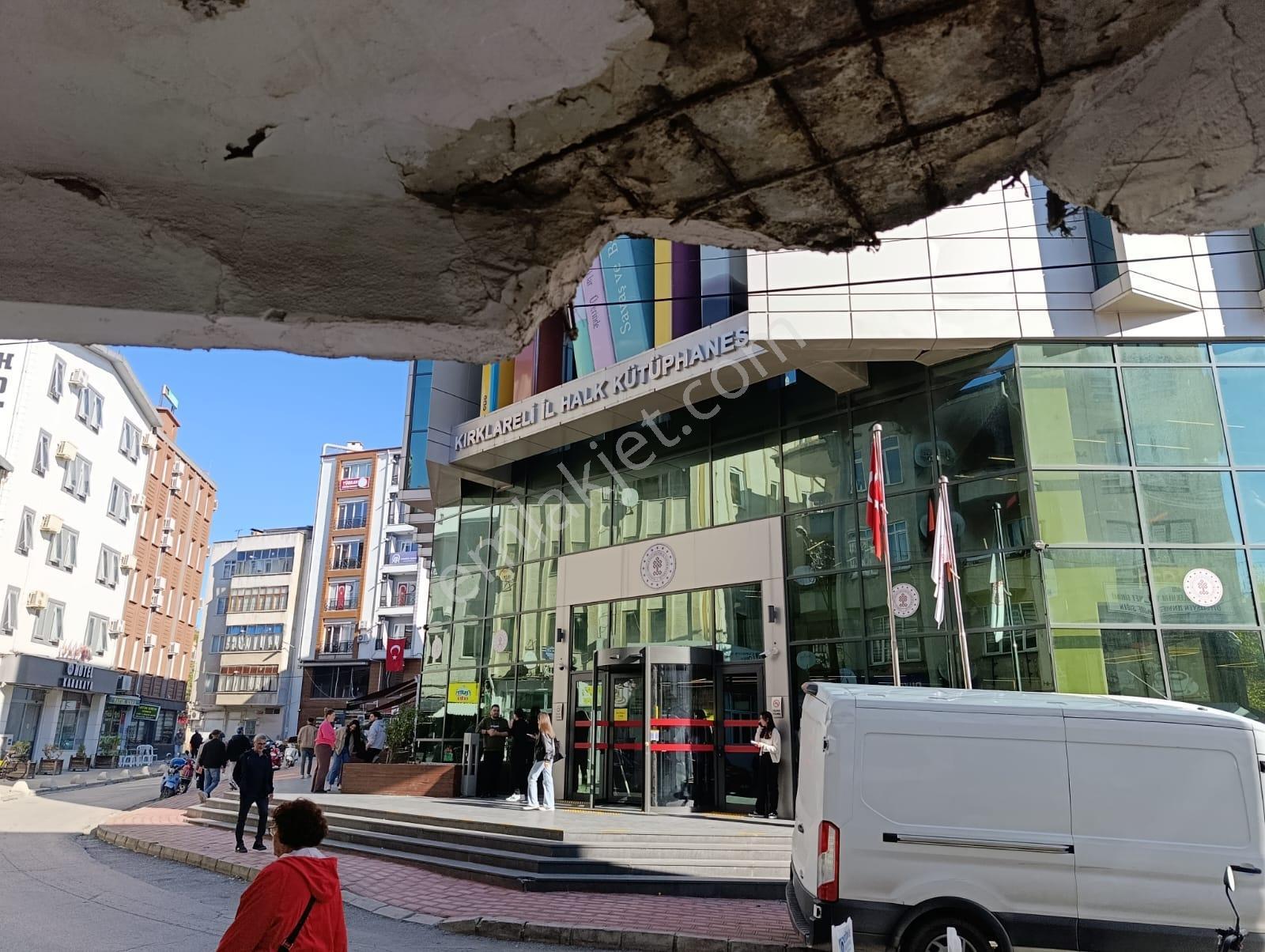 Kırklareli Merkezin Kalbinde Esen Pasajında Satılık 30 M2 Dükkan - Görsel 12