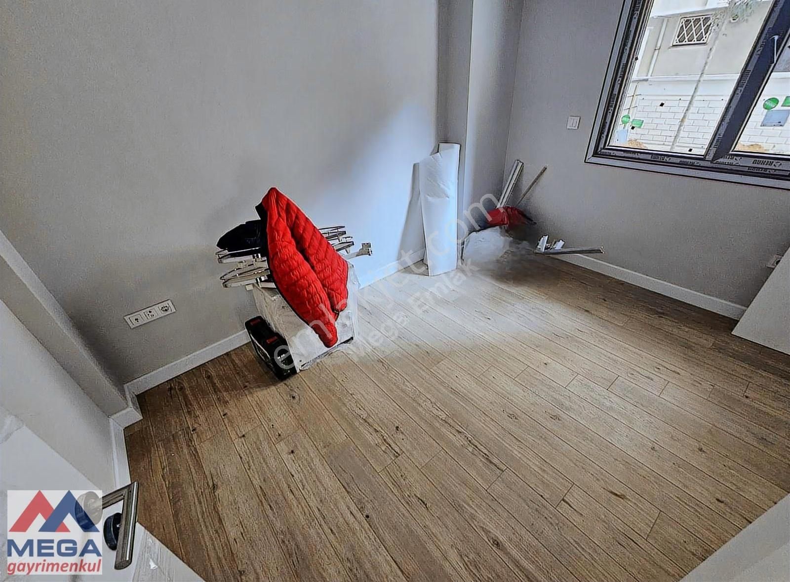 Mega'dan Feneryolu Bağdata Yakın 110 M2 3+1 Eb.banyolu Fırsattır - Görsel 12