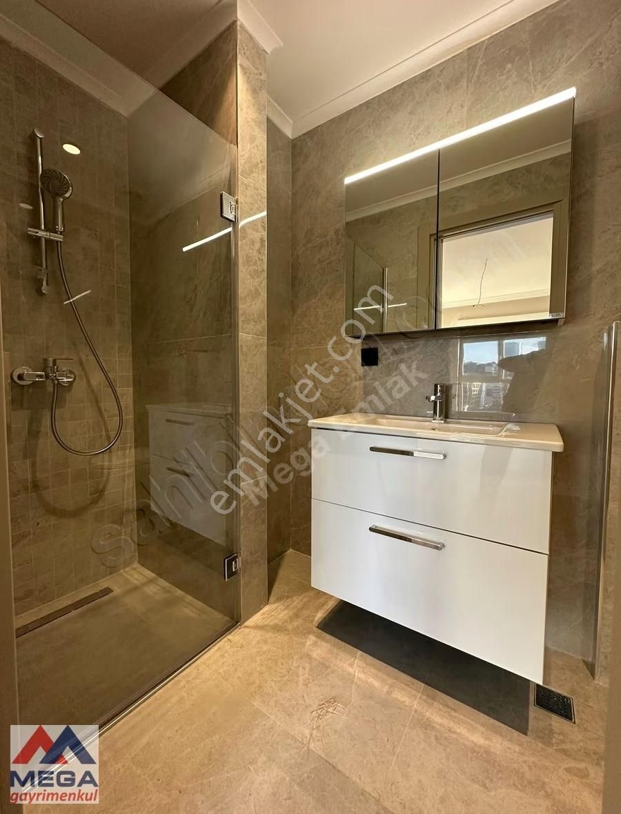 Caddebostan'da 150m2 Güvenlikli Balkonlu Havuzlu Satılık Daire - Görsel 8