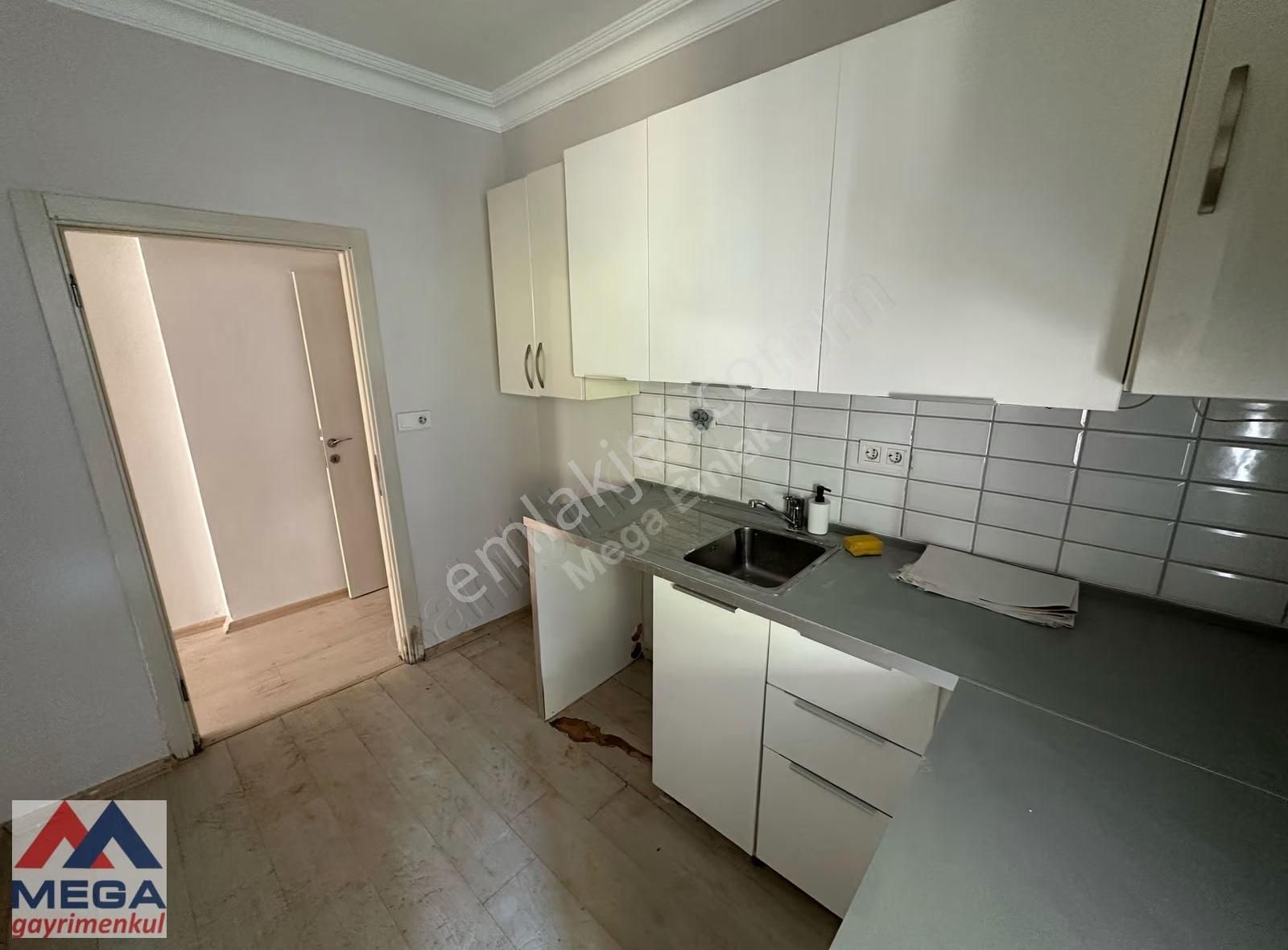 Bağdat Caddesi Üzeri Marmaray İstasyonu Karşısında İdo Metro - Görsel 15