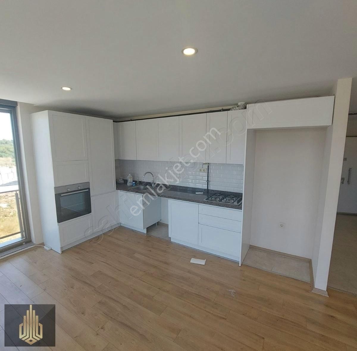 Konyaaltı Pınarbaşı 2+1 Arakat Garajlı - Görsel 2