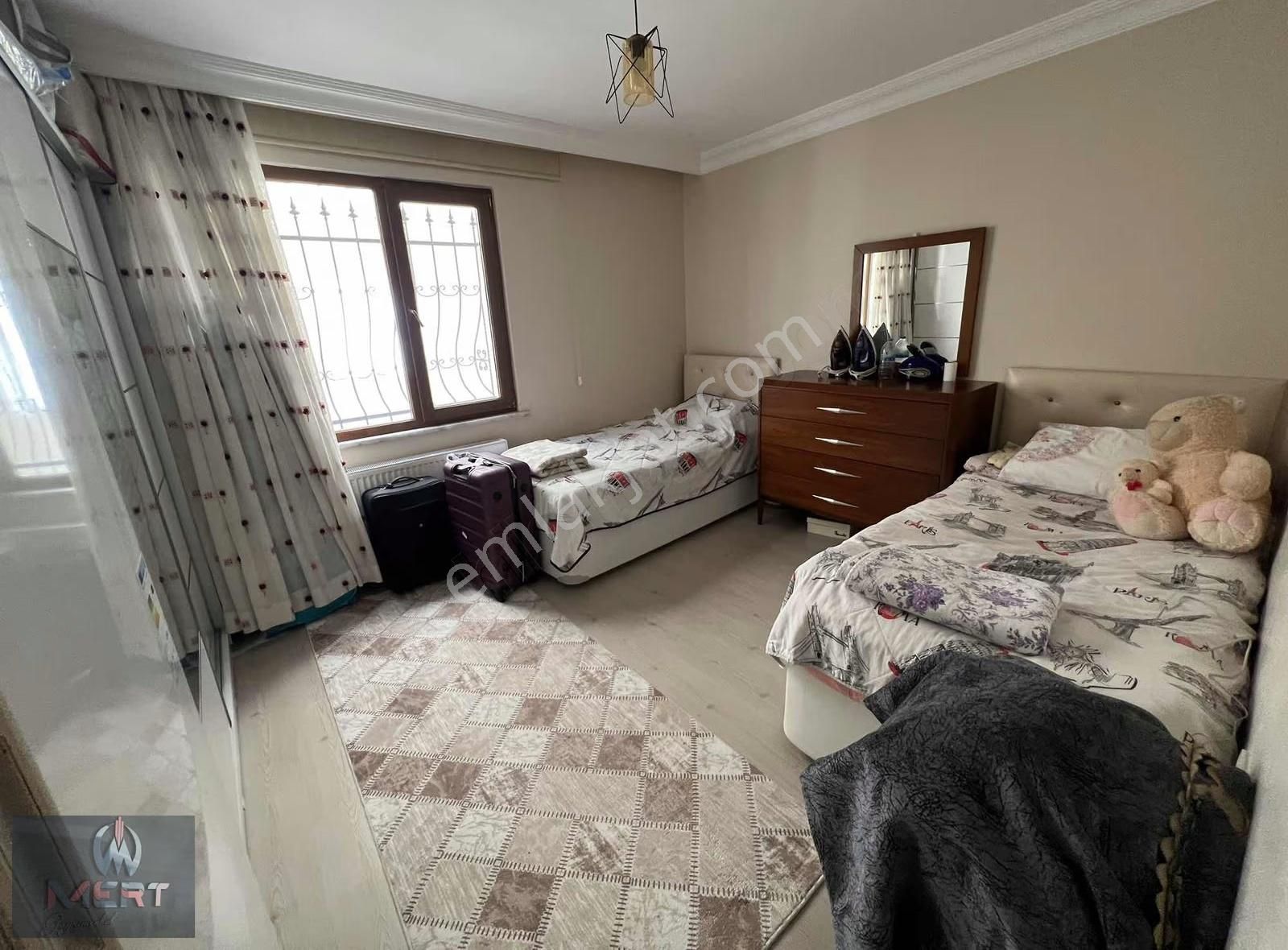 Sancaktepe Atatürk Mahallesinde İskanlı Evebeyn 3+1 Geniş Daire - Görsel 11