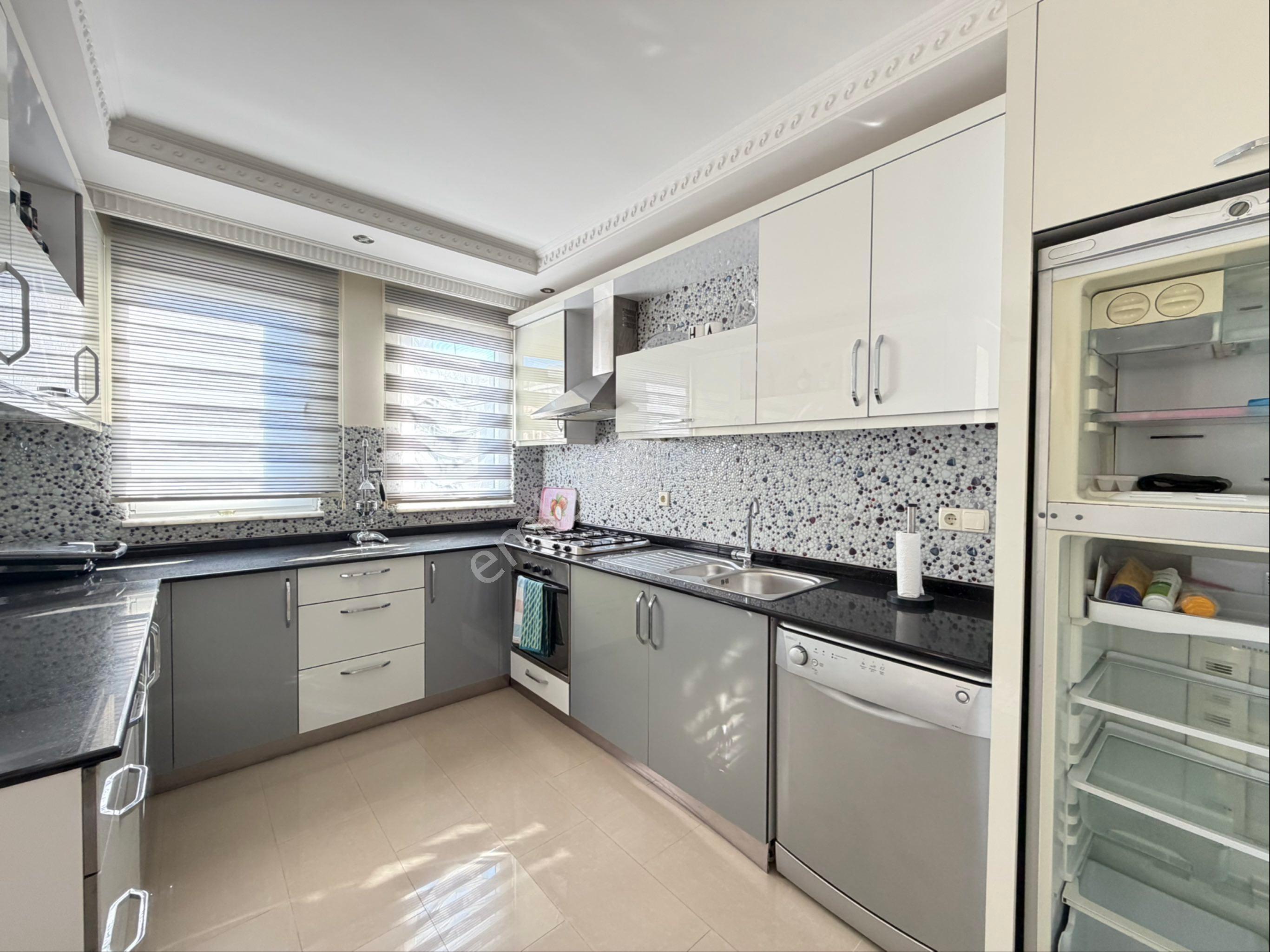 Obagölde Sahile 100 Mt Mesafede Satılık 6+2 Eşyalı Dubleks Daire - Görsel 9
