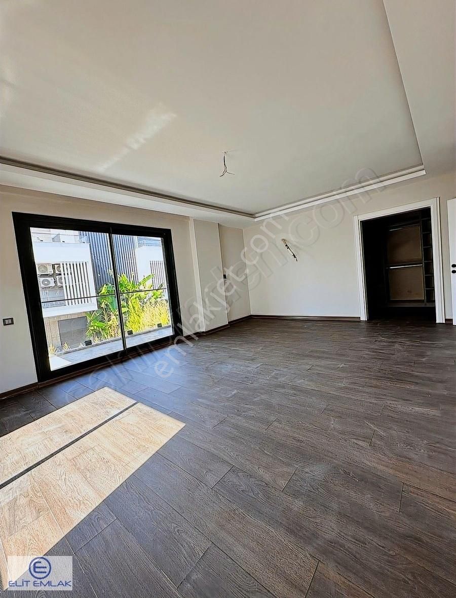 Mimar Sinan Kiralık Villa Doğalgaz-yüzme Havuzu - Görsel 3