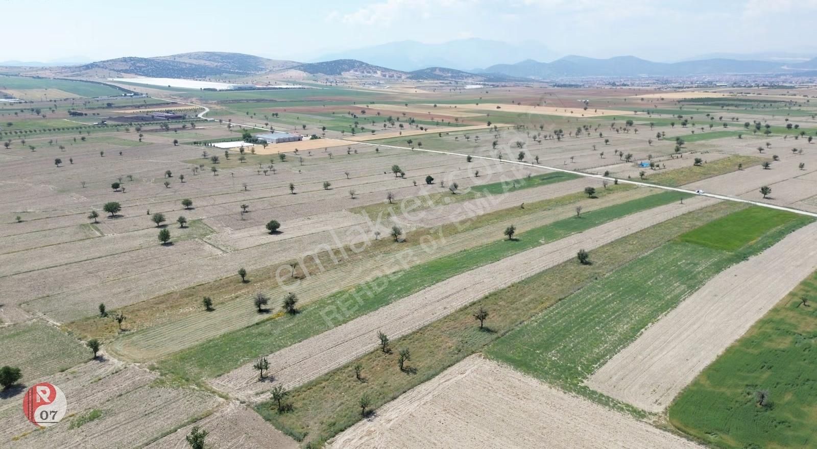 Antalya Korkuteli Akyar Mahallesinde Satılık 4.875 M2 Tarla - Görsel 2