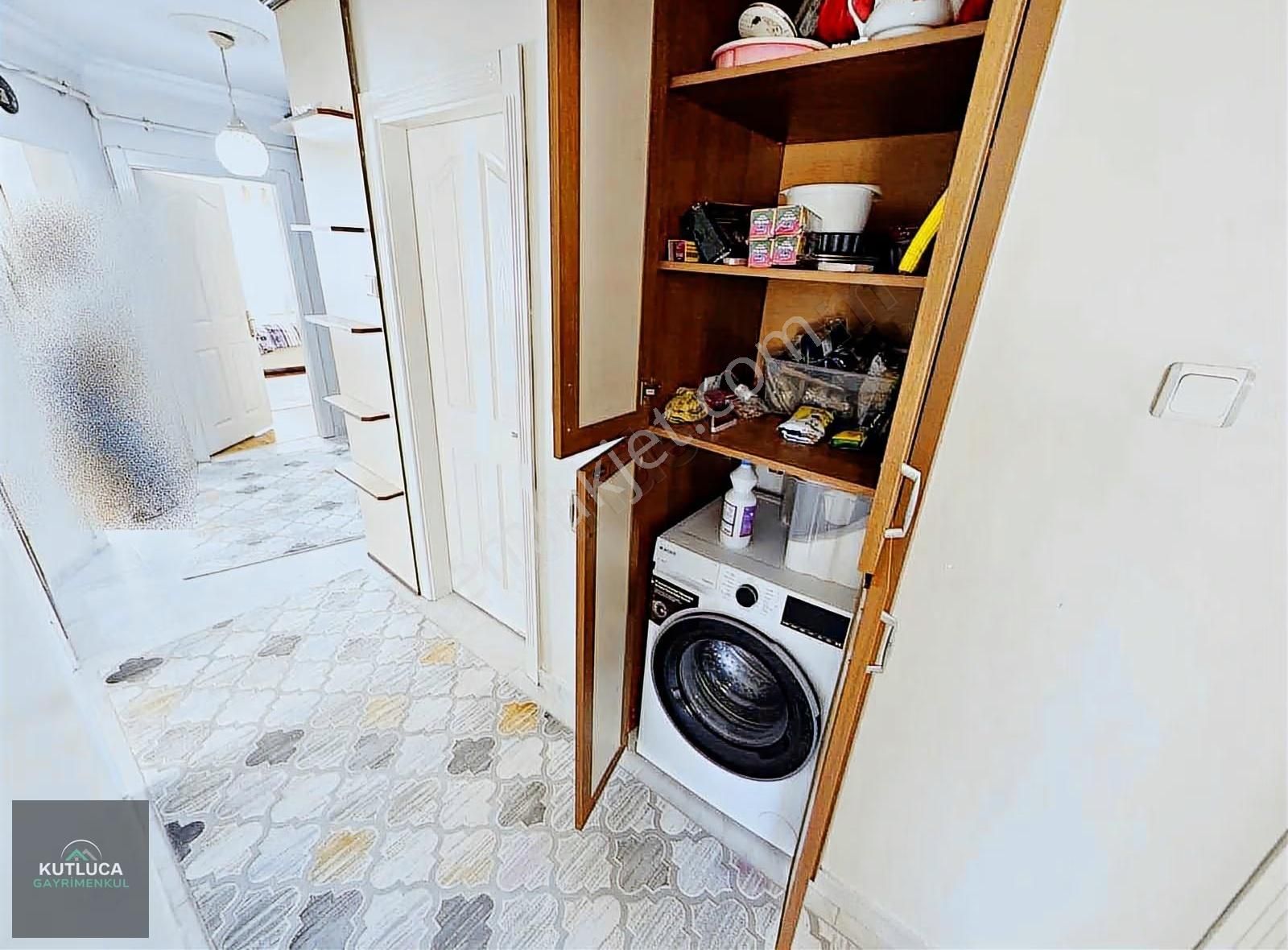 Merkezi Konumda 3 Cepheli 3+1 Geniş Oturumlu Krediye Uygun Daire - Görsel 8